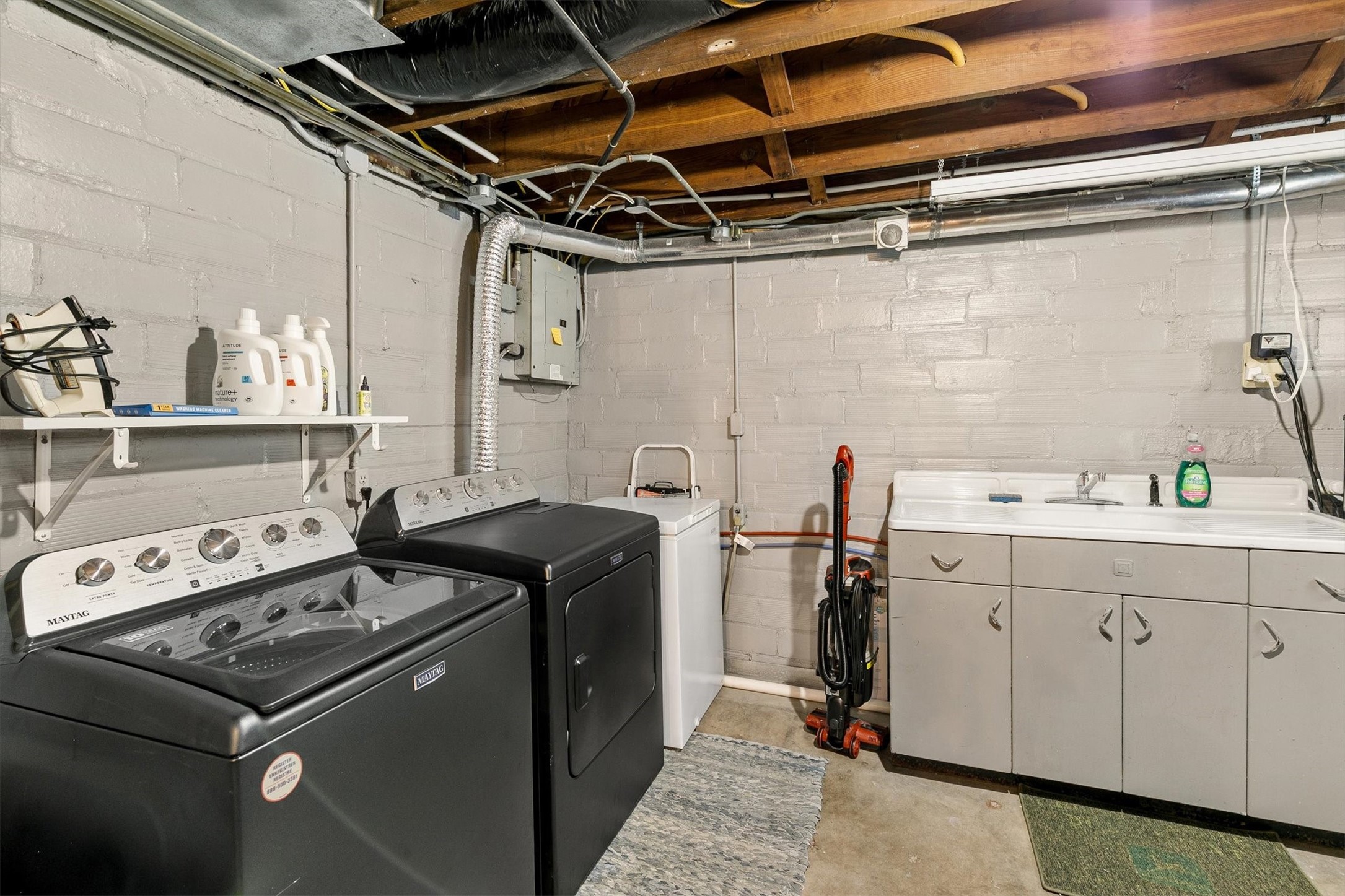 2322 45th Street Property Photo 27