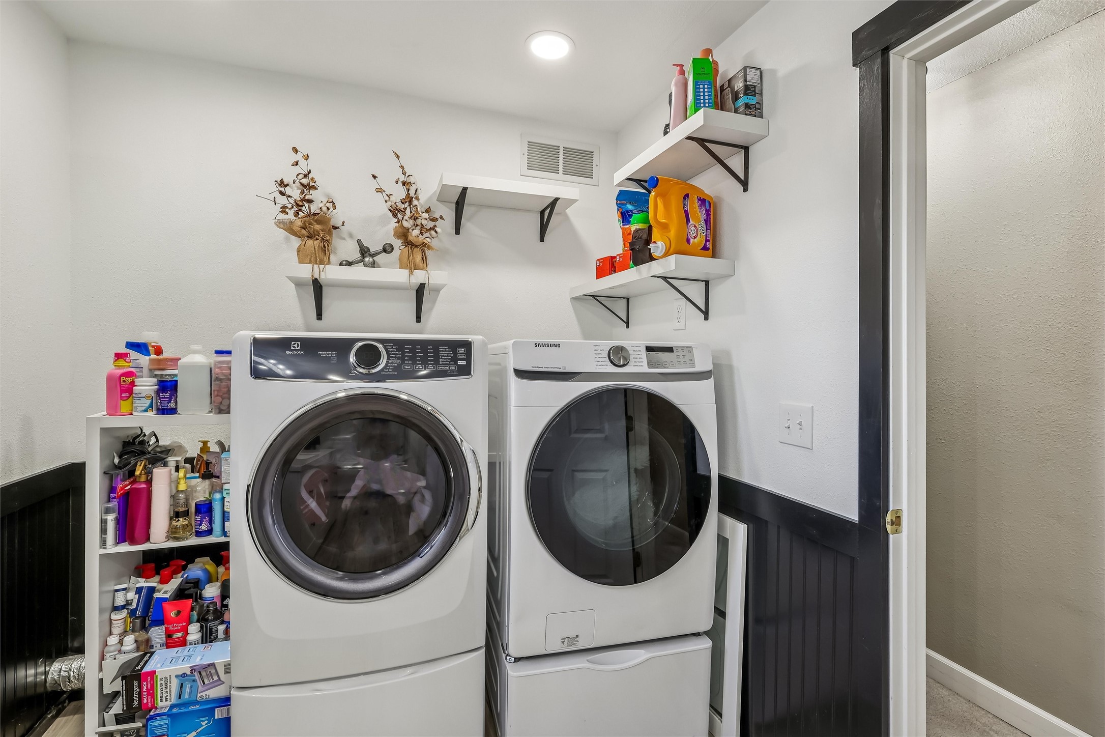 2478 Bevington Park Road Property Photo 10