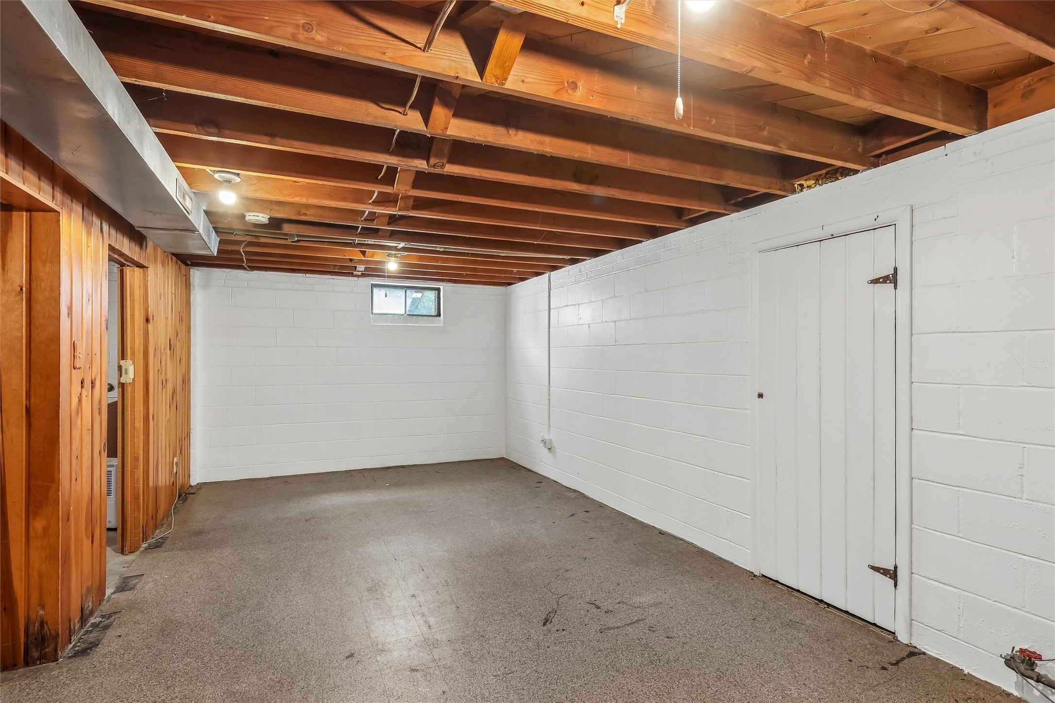 6625 Oliver Smith Drive Property Photo 19