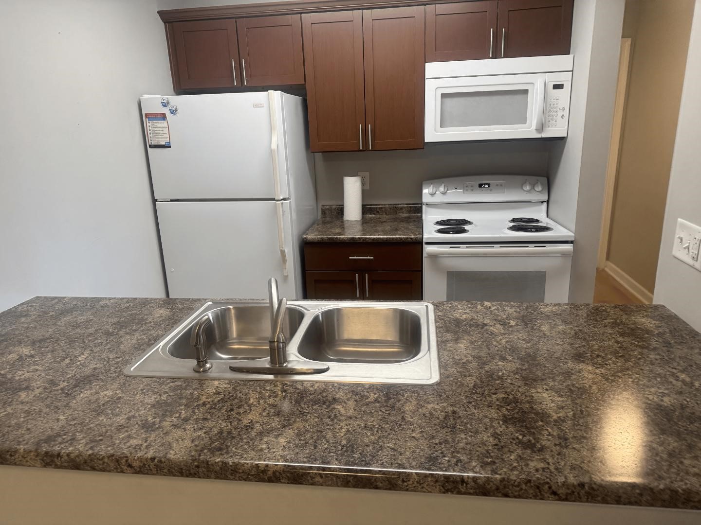 1831 Fuller Road 24 Property Photo 4