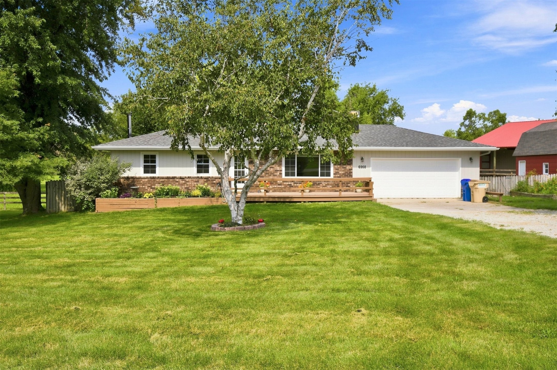 6968 77th Lane Property Photo 3