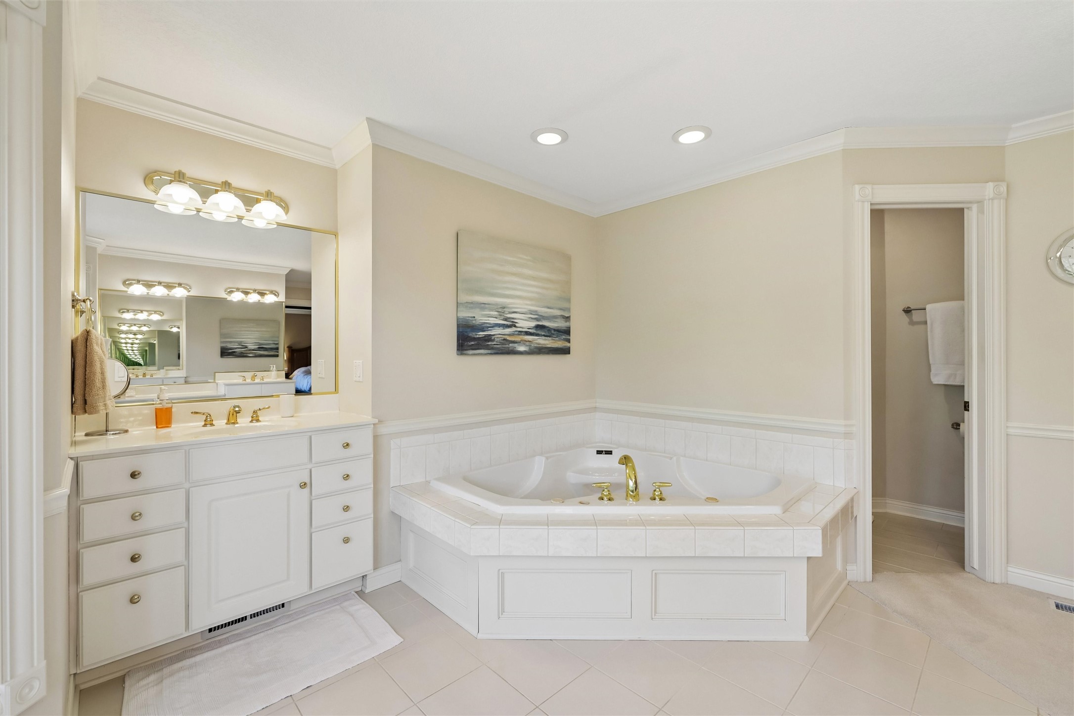 5773 Coachlight Court Property Photo 15