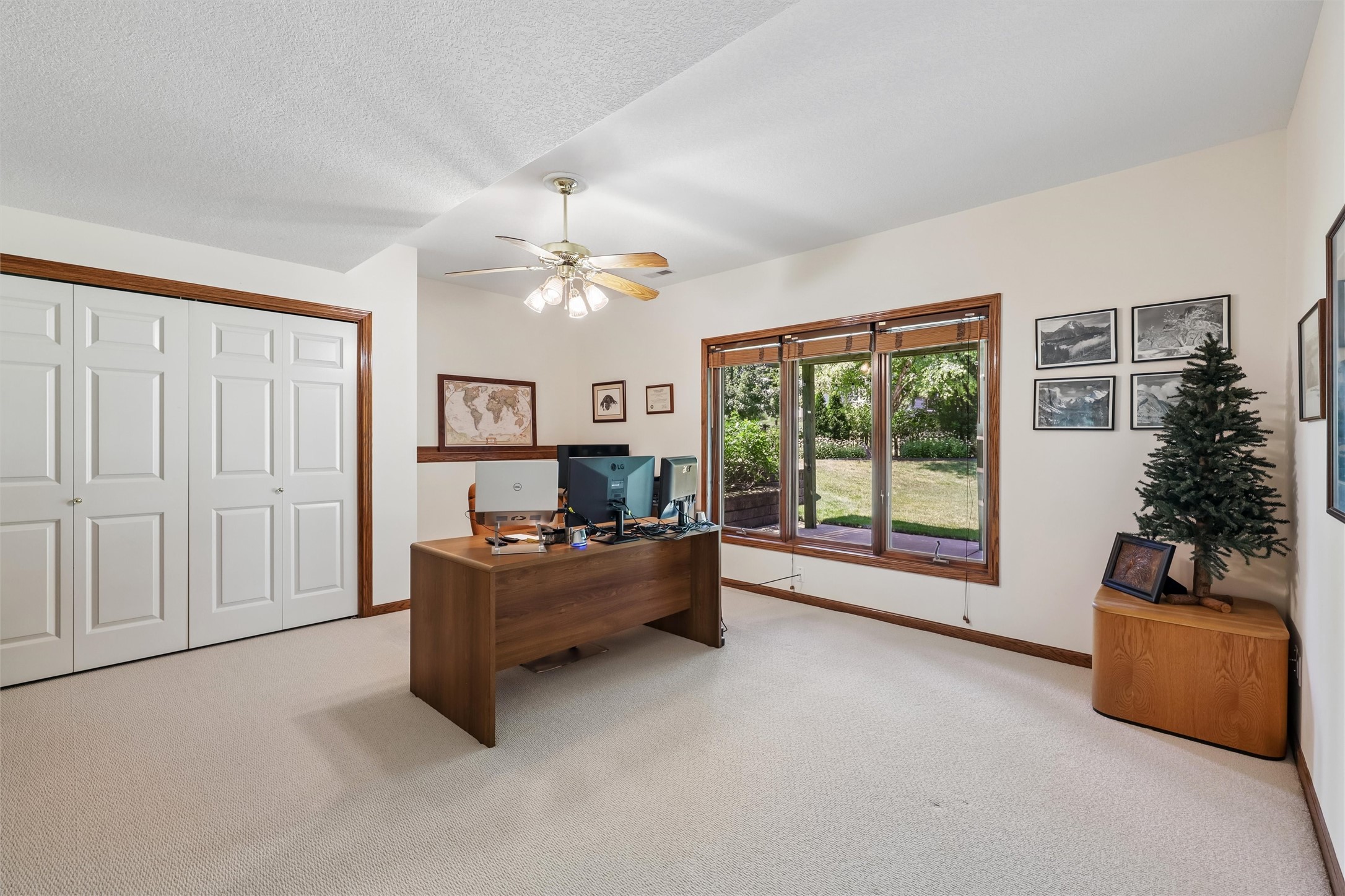 5773 Coachlight Court Property Photo 26
