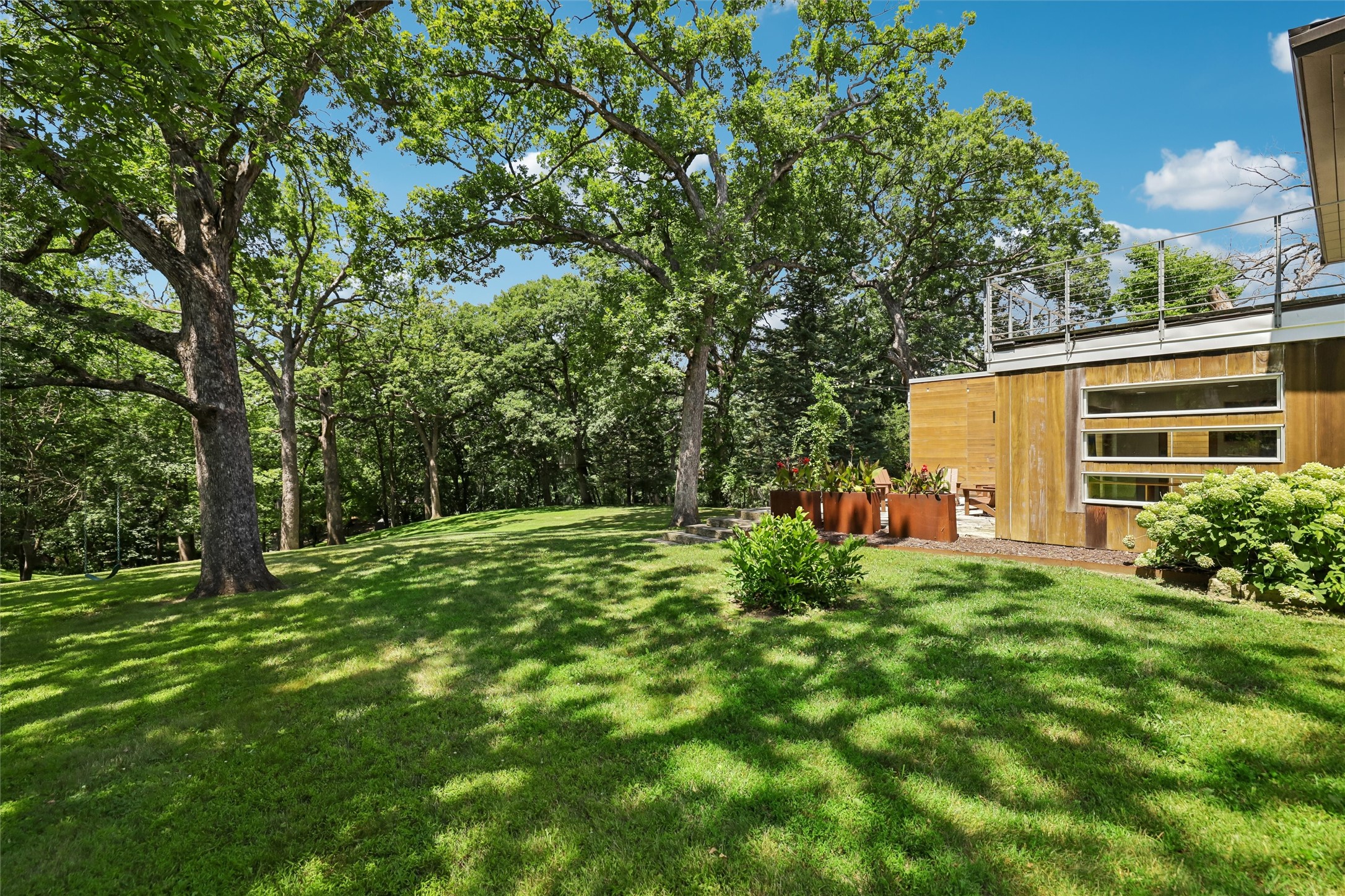 134 37th Street Property Photo 4