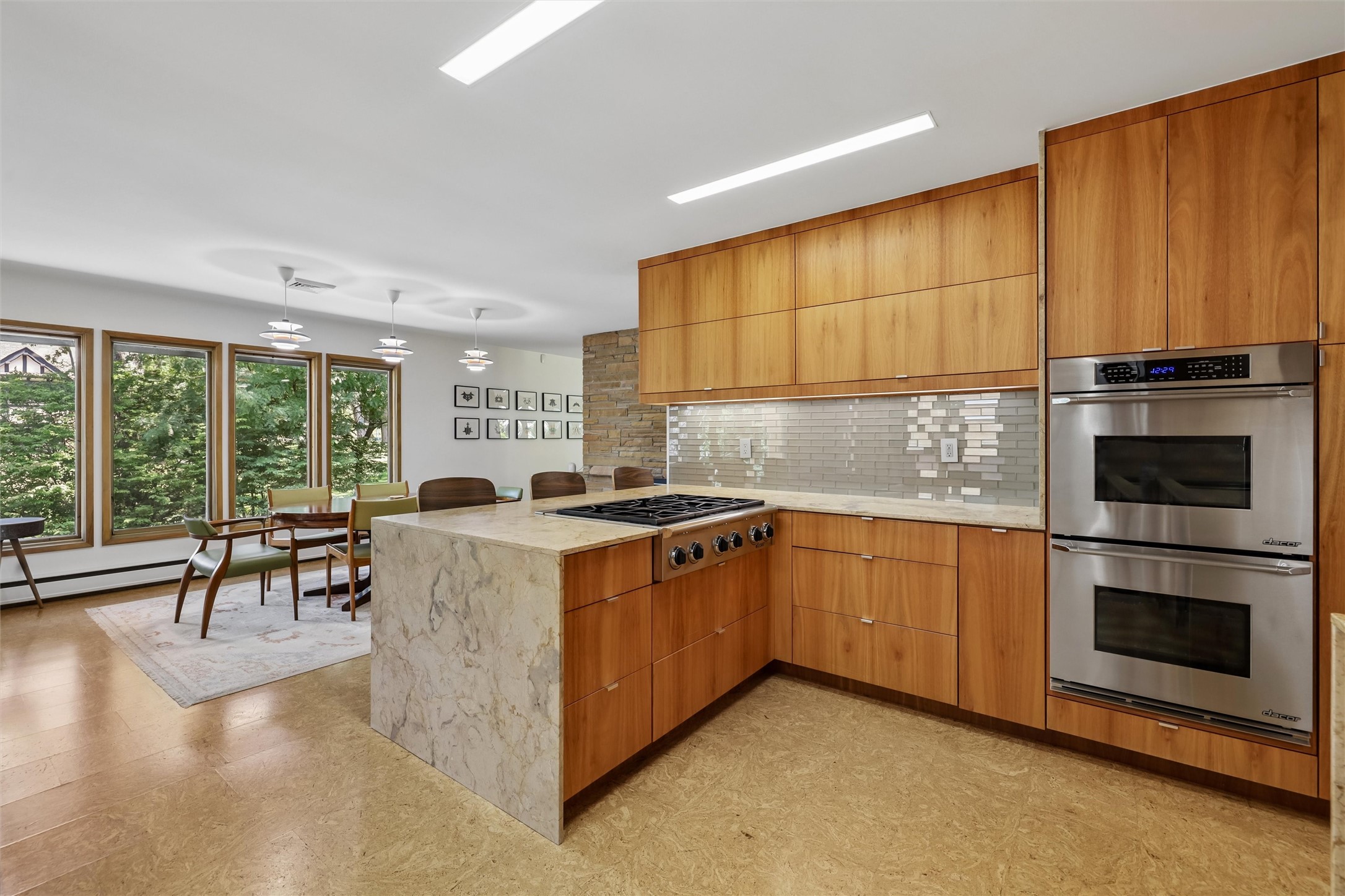 134 37th Street Property Photo 5