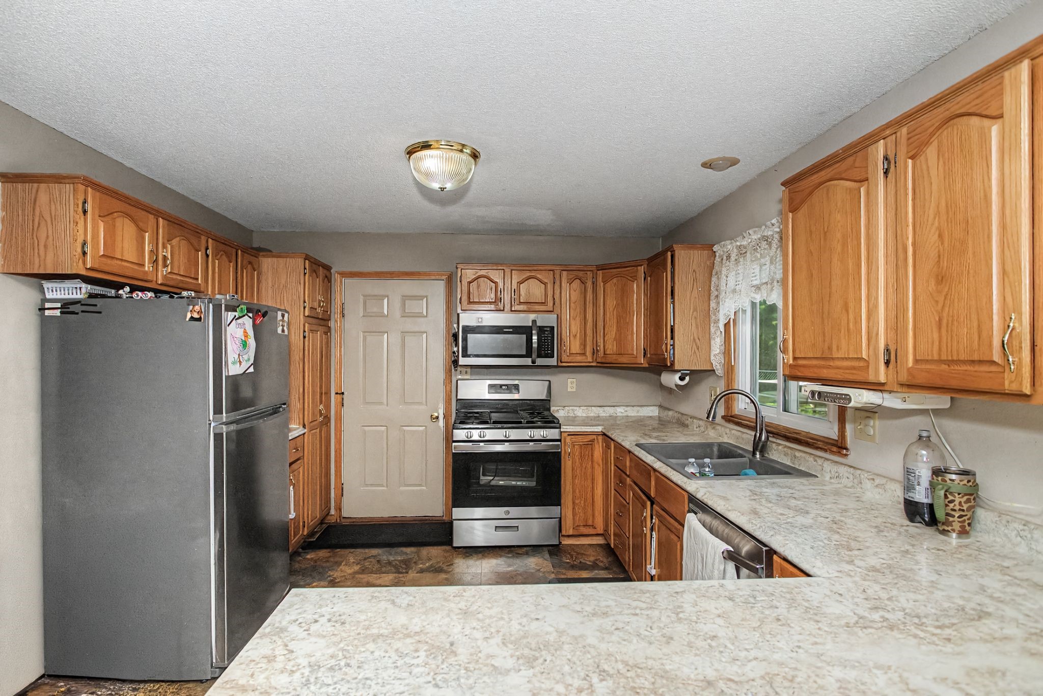 209 Rothmoor Drive Property Photo 14