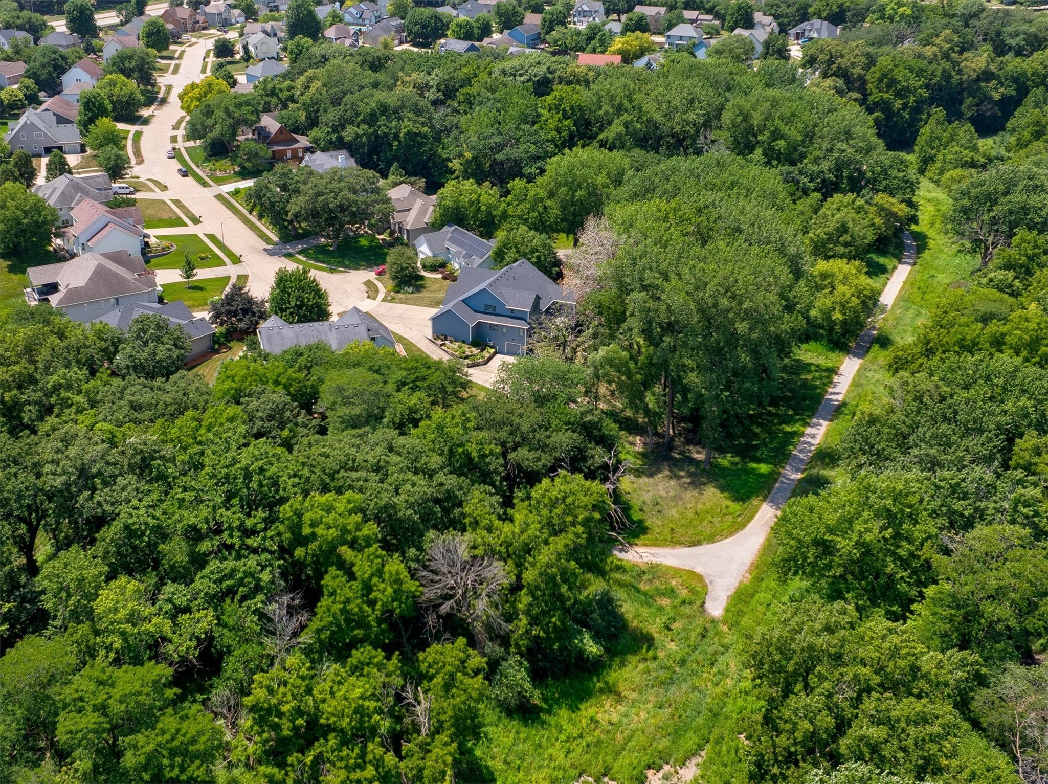 13200 Rocklyn Drive Property Photo 3