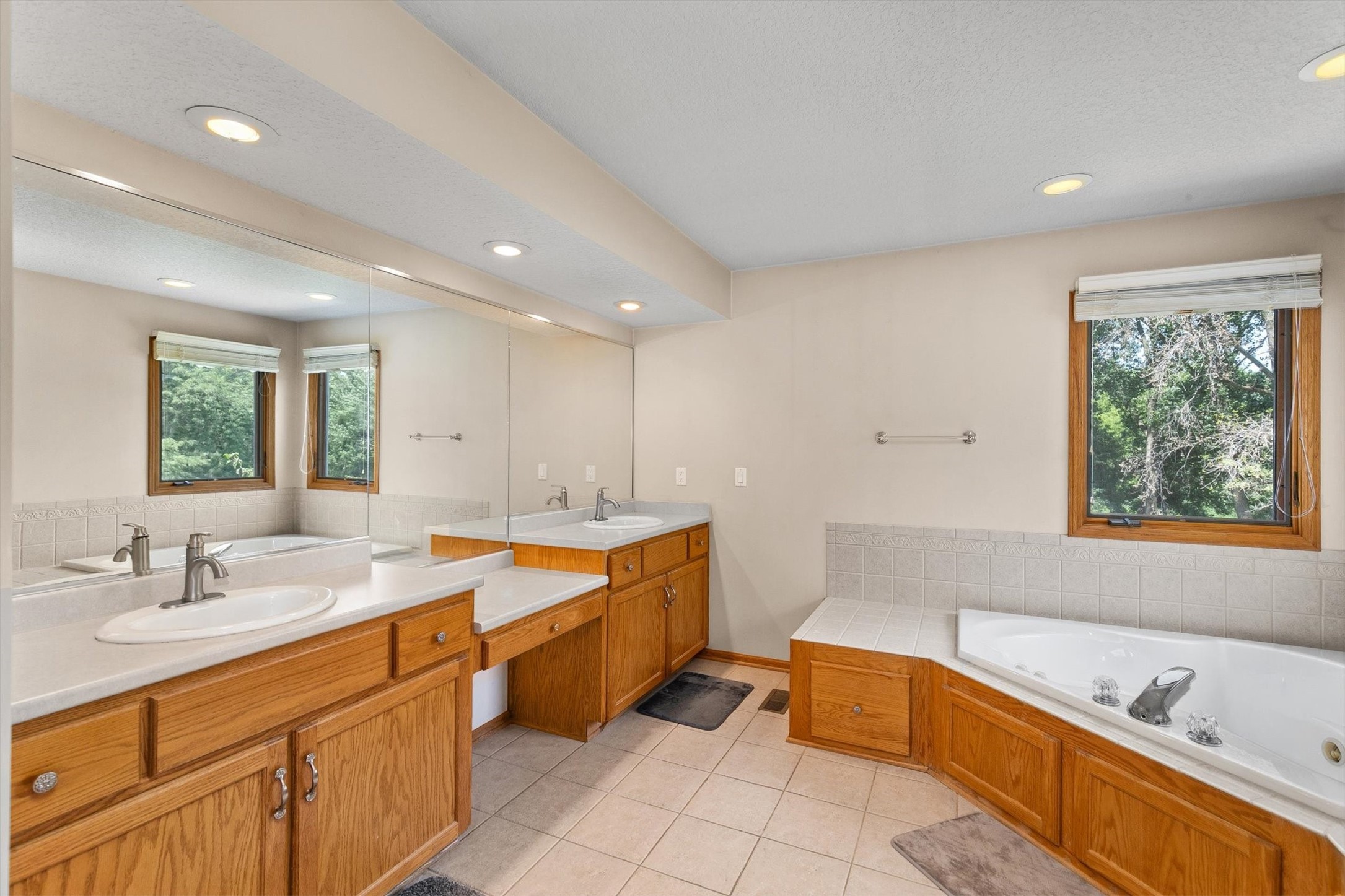 13200 Rocklyn Drive Property Photo 19