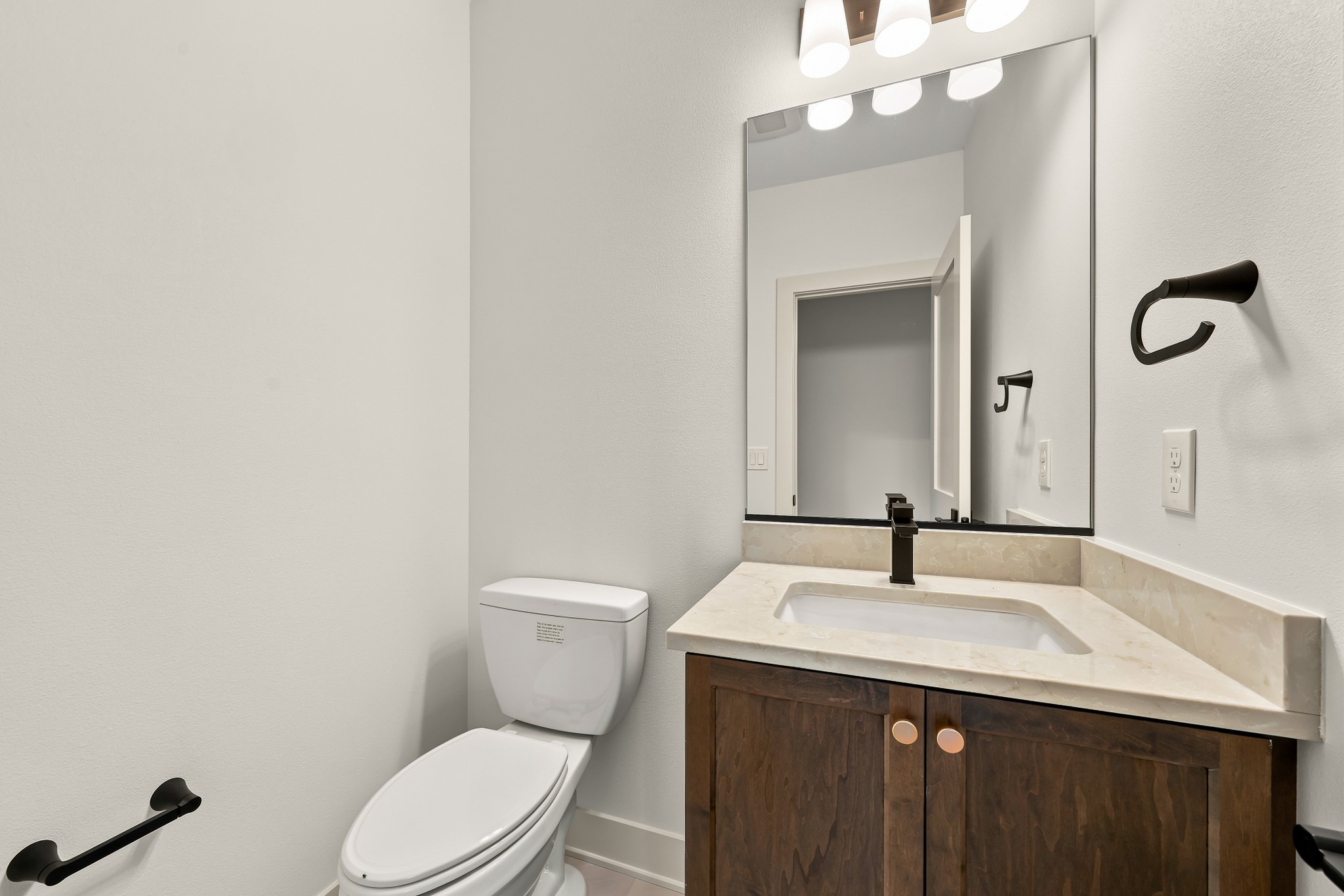45 Nw Crabtree Lane Property Photo 33