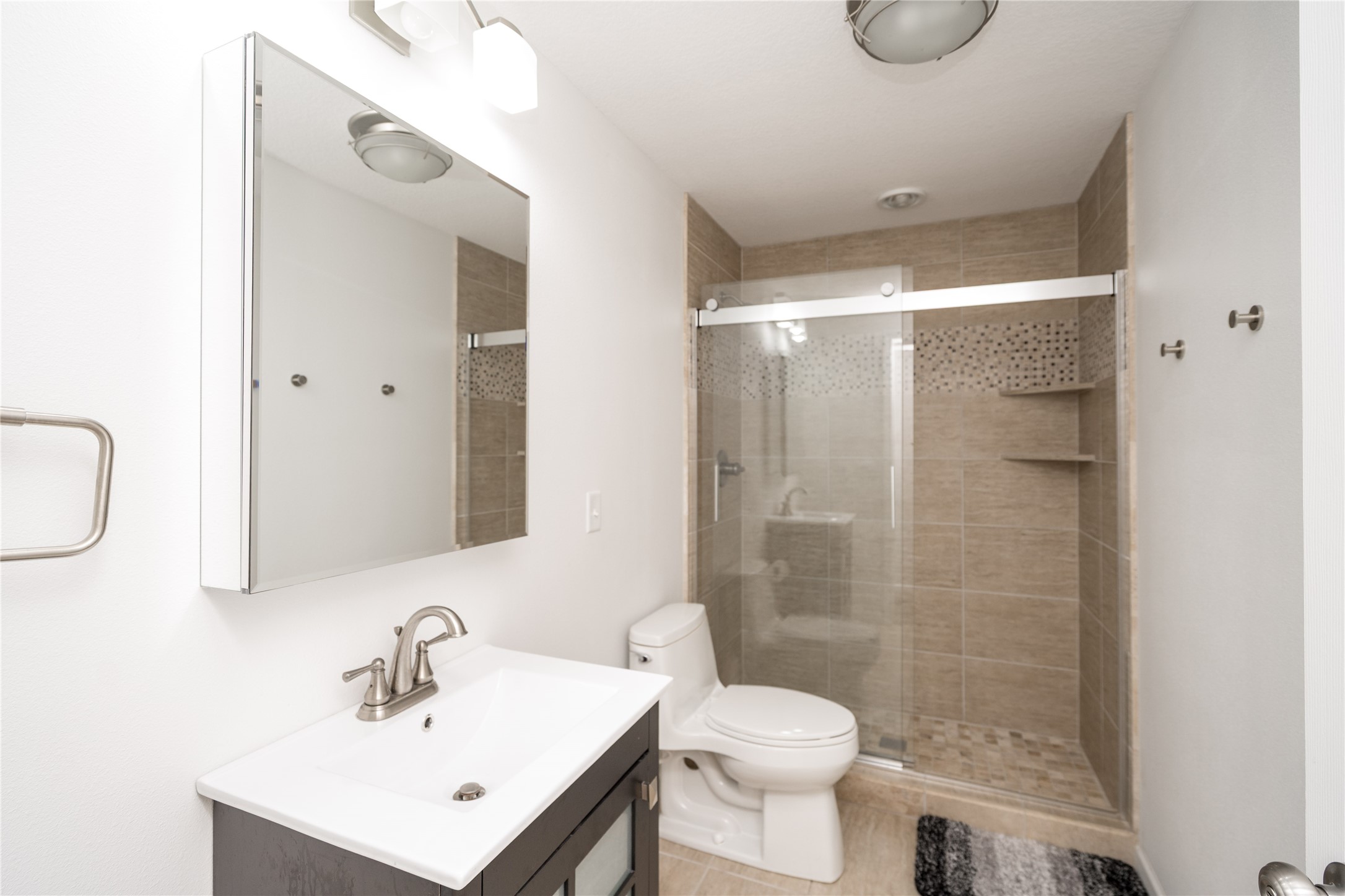 2434 Nw Ashland Parkway Property Photo 15