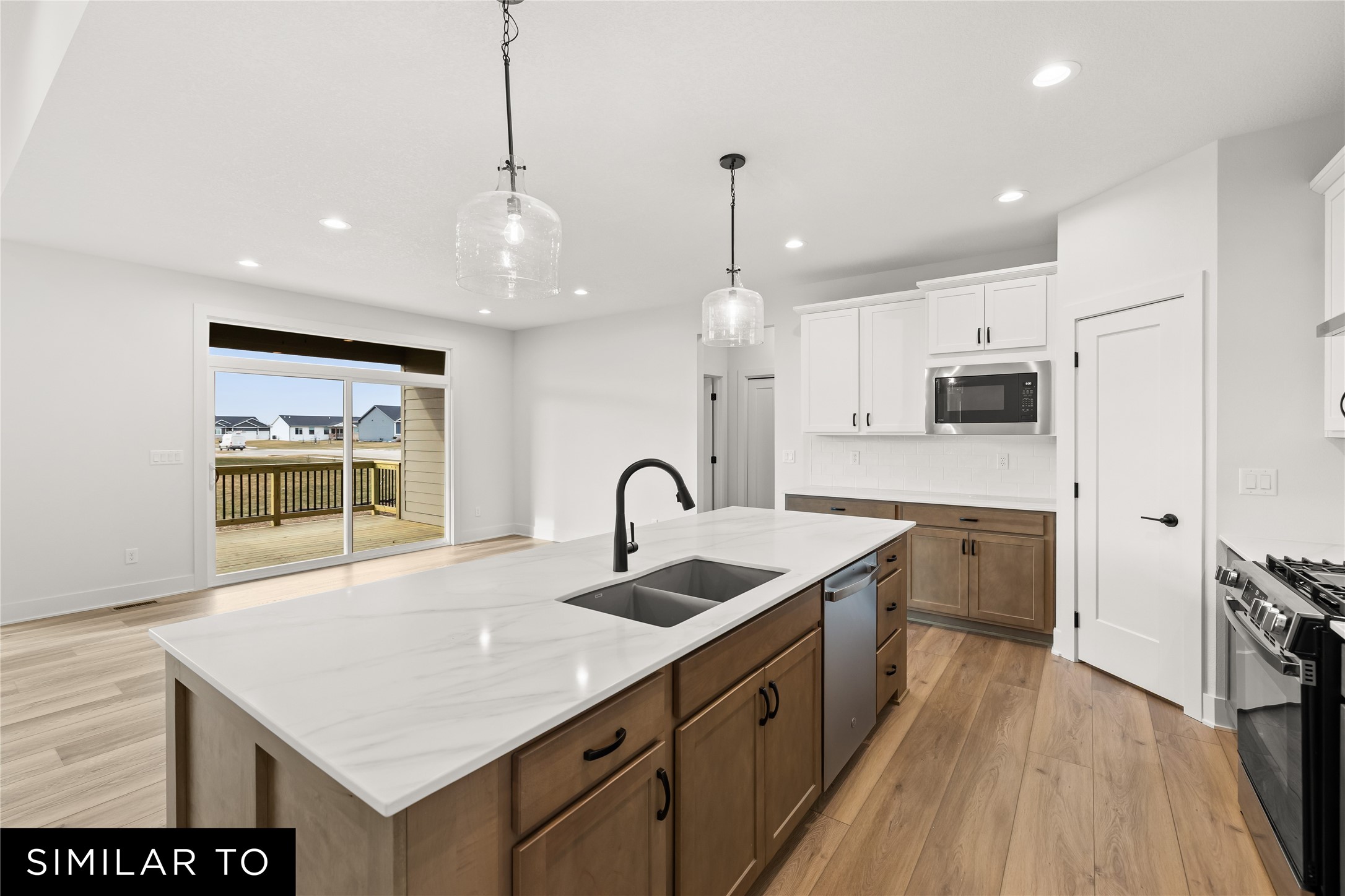265 Nw Labrador Drive Property Photo 15