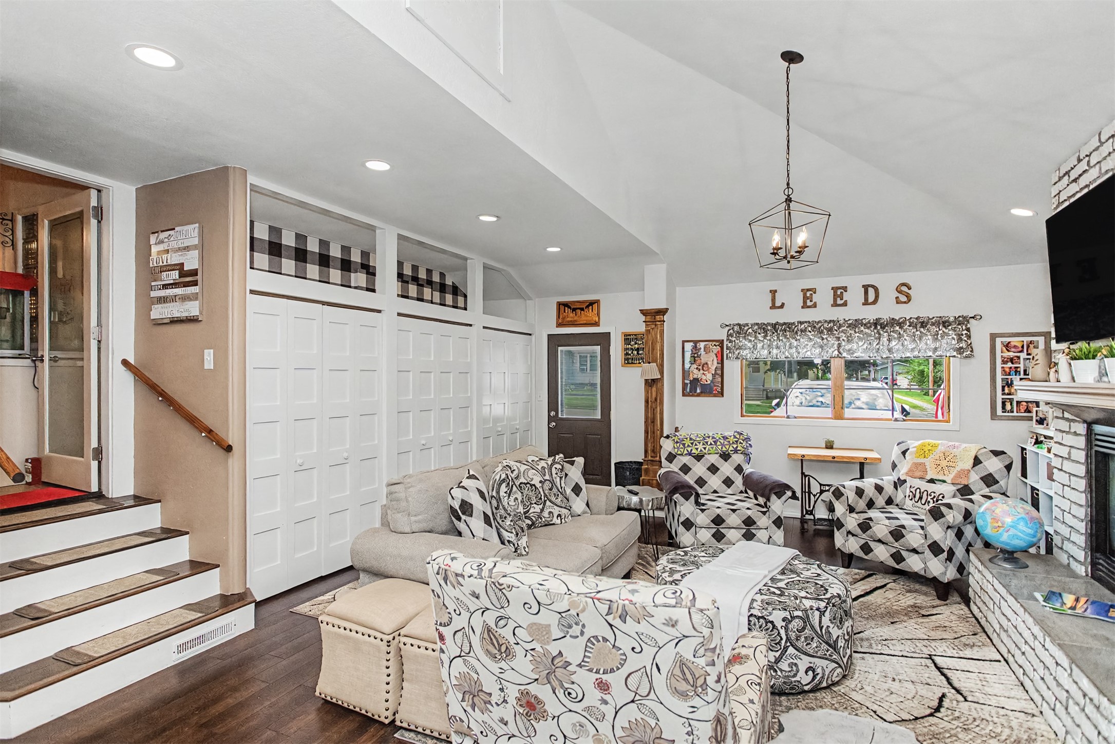 1023 3rd Street Property Photo 3