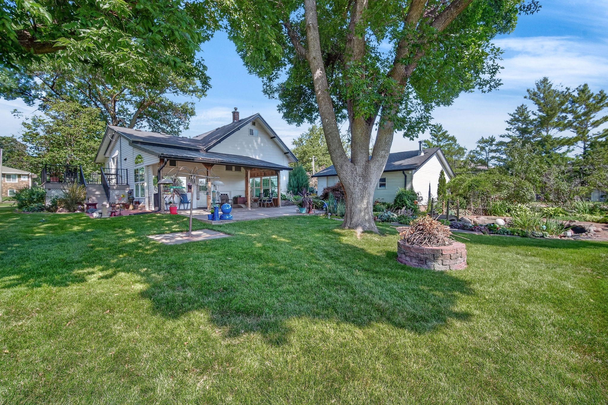 655 2nd Street Property Photo 21
