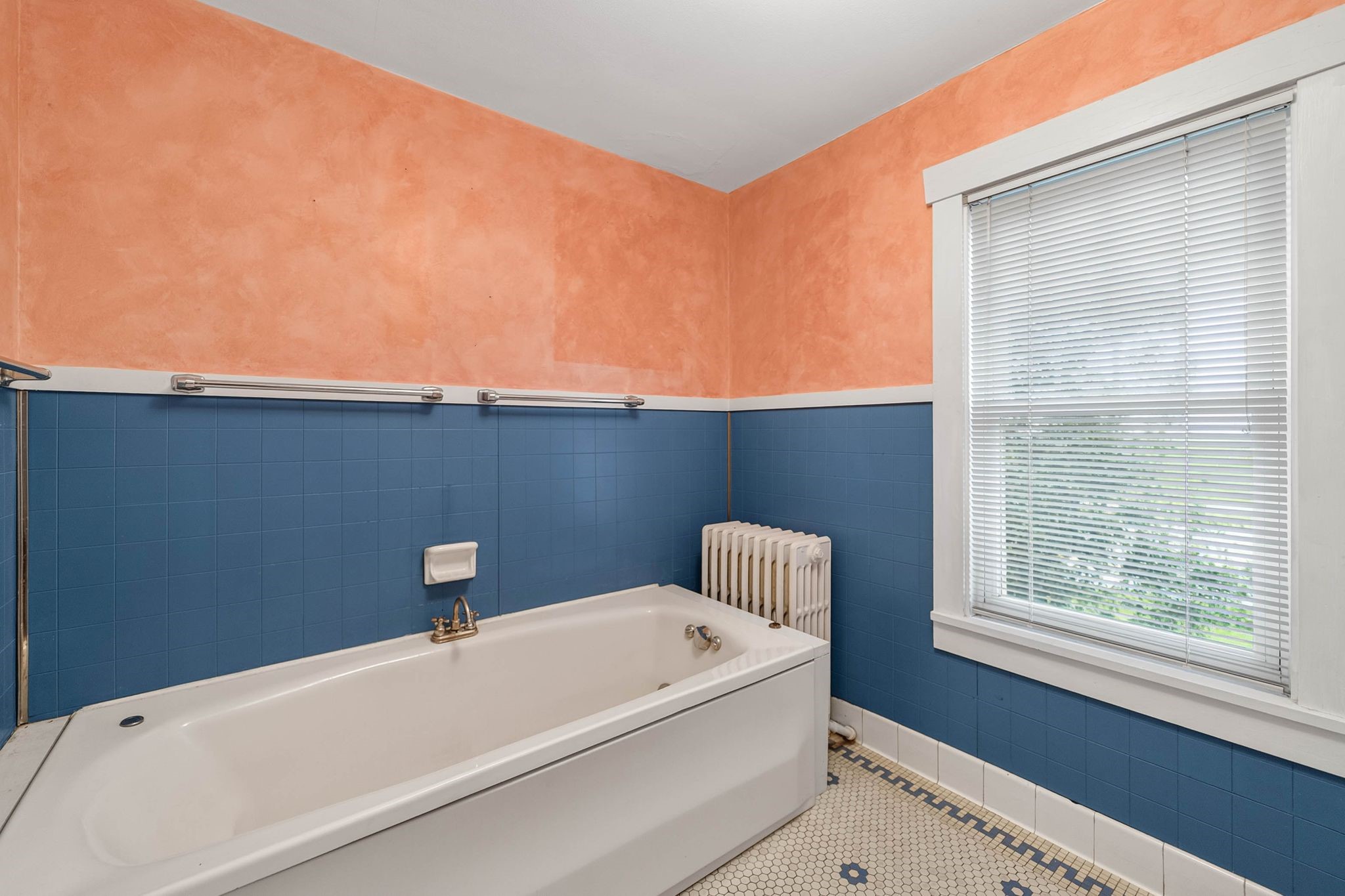 524 E 60th Street N Property Photo 24