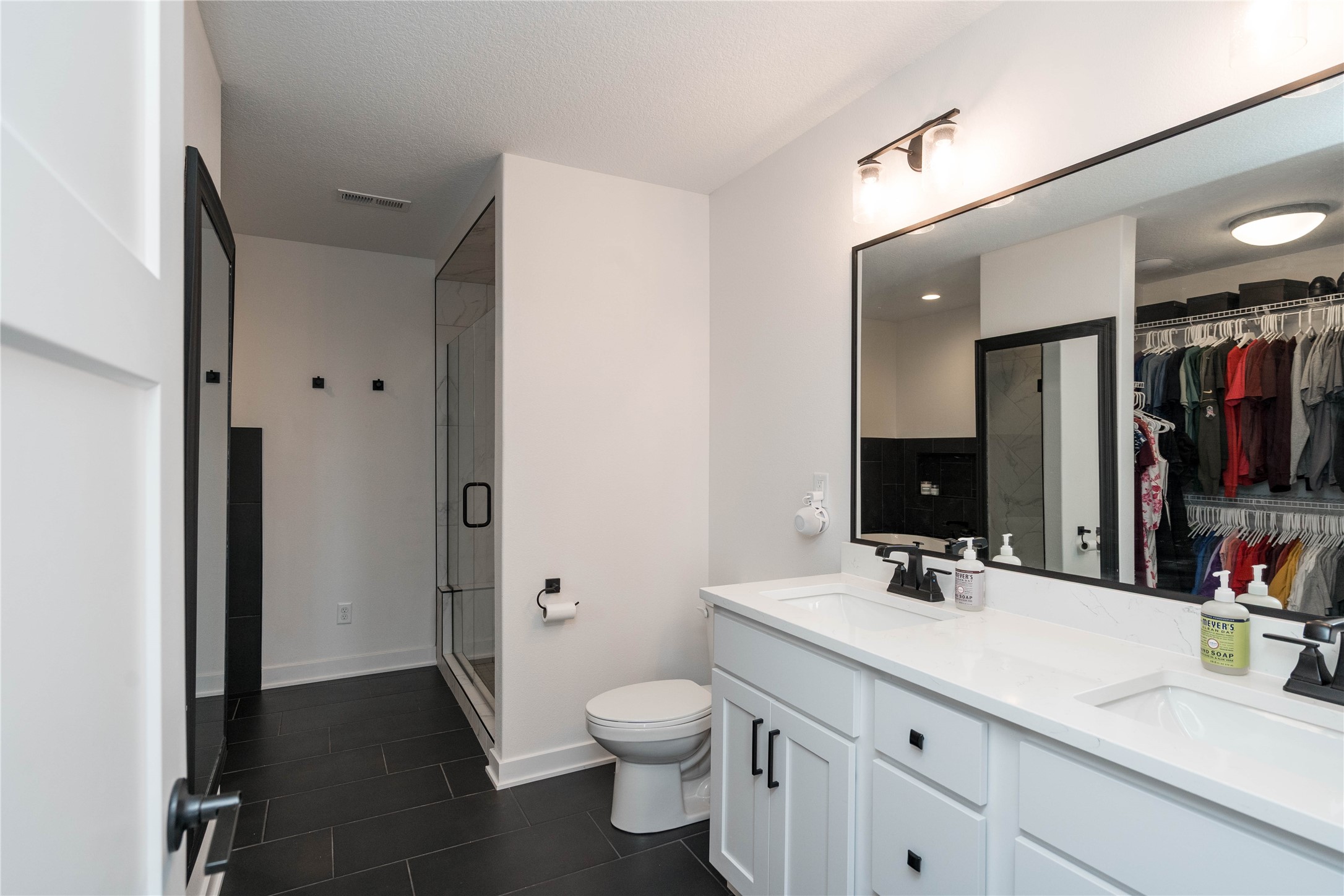 2609 Blooming Heights Drive Property Photo 14