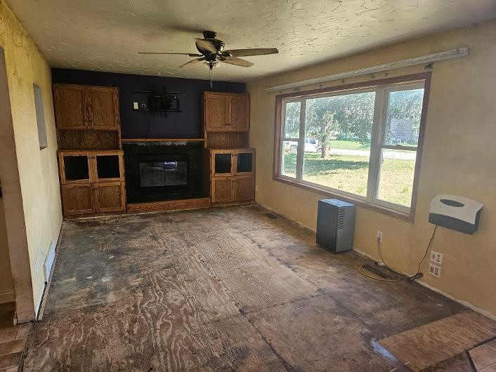10954 F17 Highway W Property Photo 3
