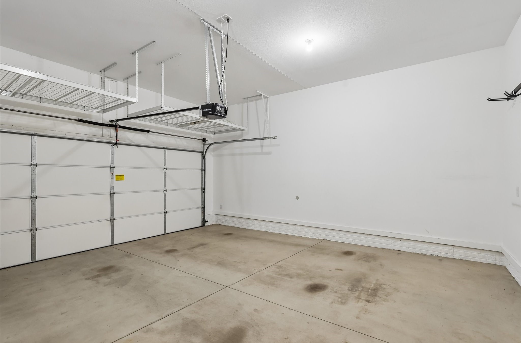 812 Pinehurst Way Property Photo 31