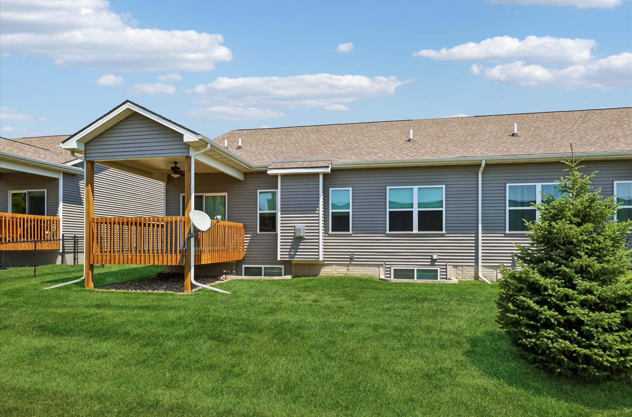 812 Pinehurst Way Property Photo 33
