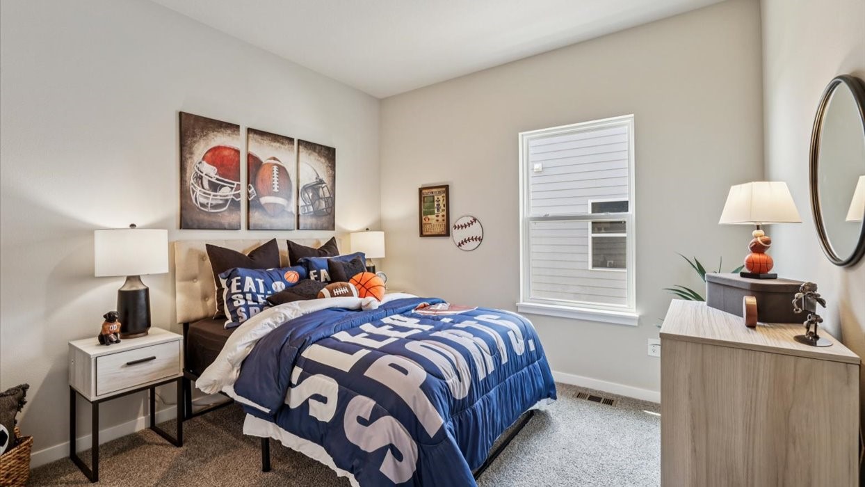 1189 Hillside Place Property Photo 15