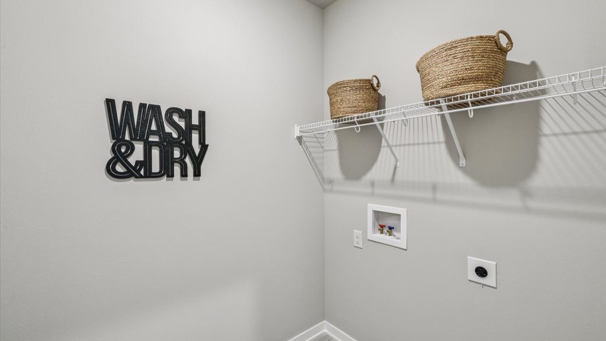 1189 Hillside Place Property Photo 16