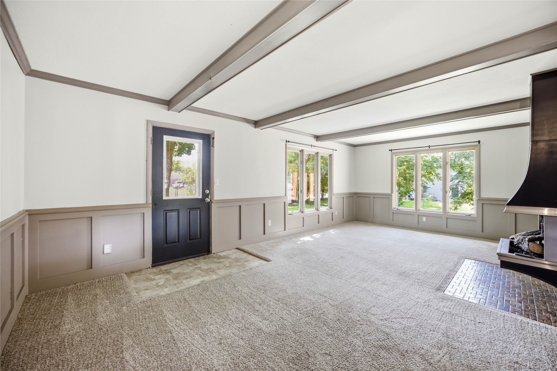 1211 68th Street Property Photo 8