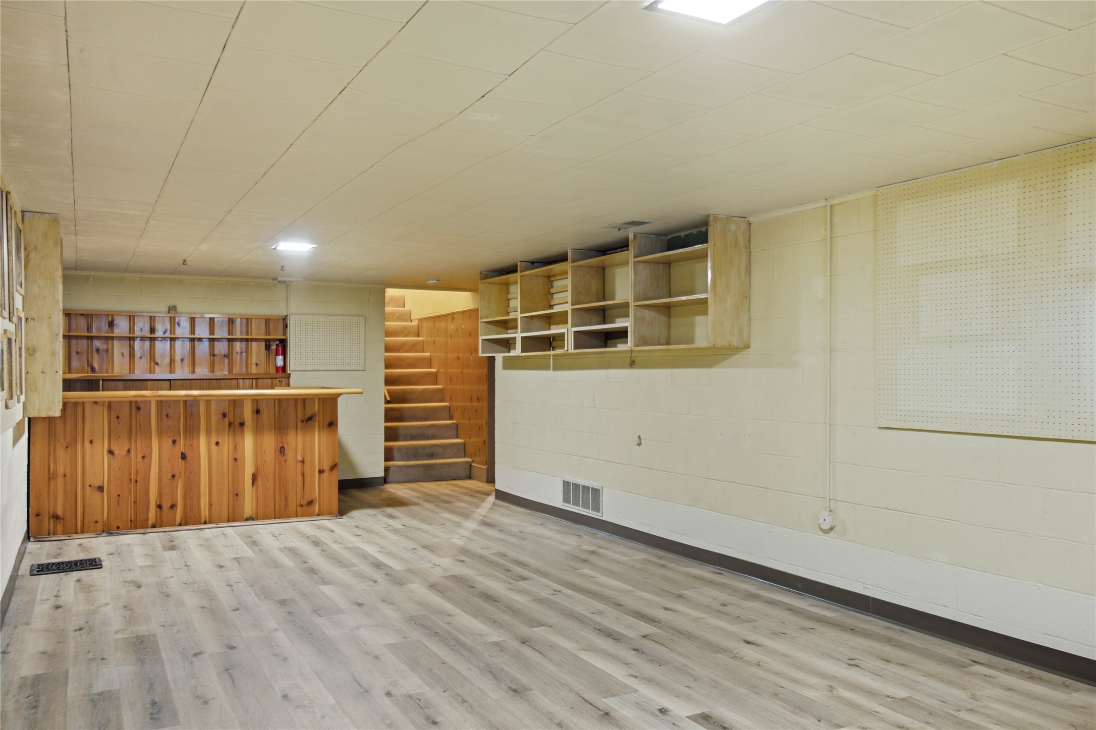 1211 68th Street Property Photo 28