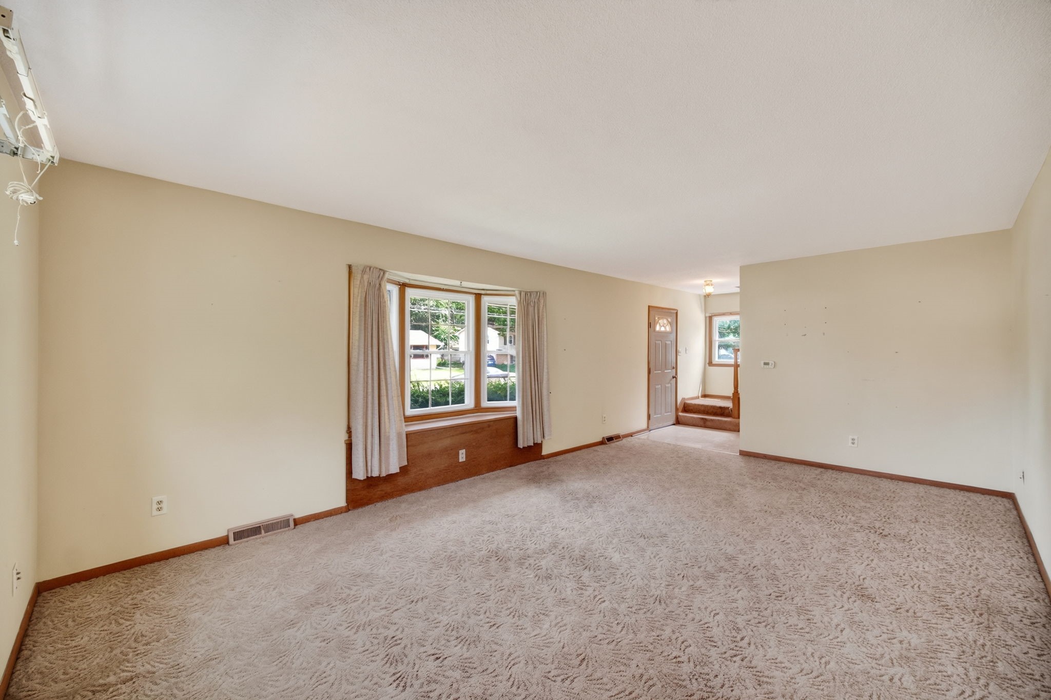 4308 69th Street Property Photo 2