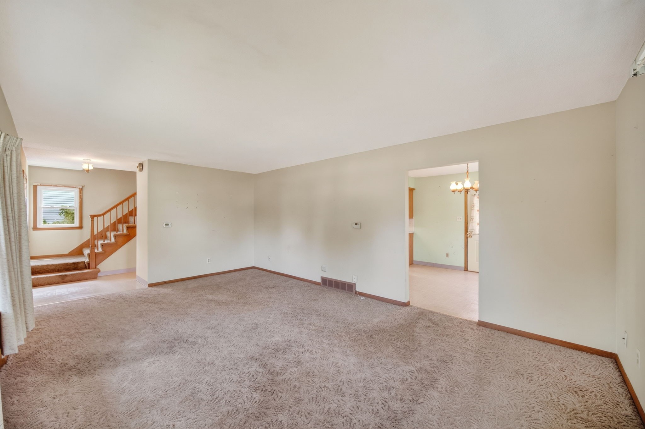 4308 69th Street Property Photo 3