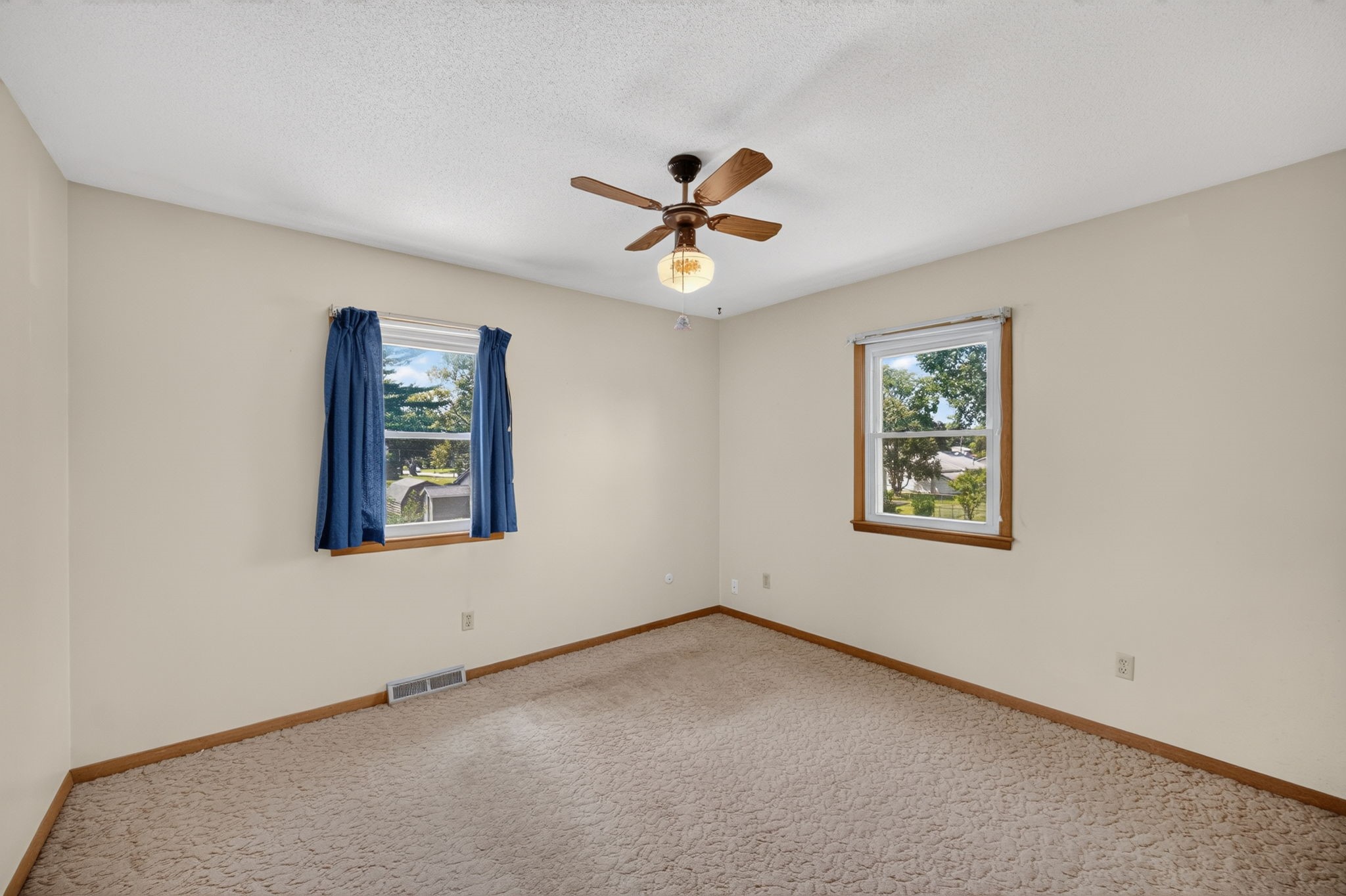 4308 69th Street Property Photo 18
