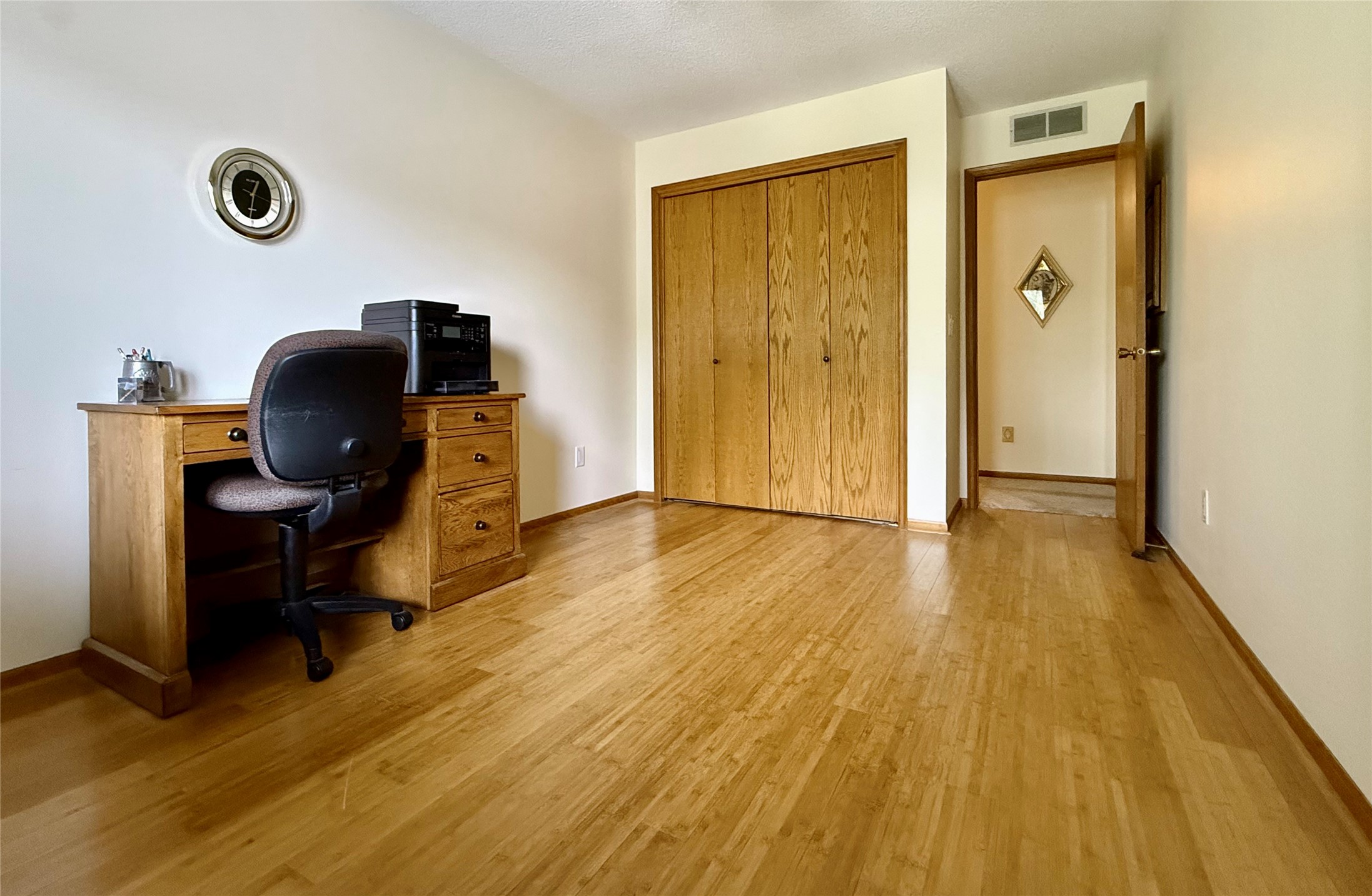 409 Se Delaware Avenue 211 Property Photo 12