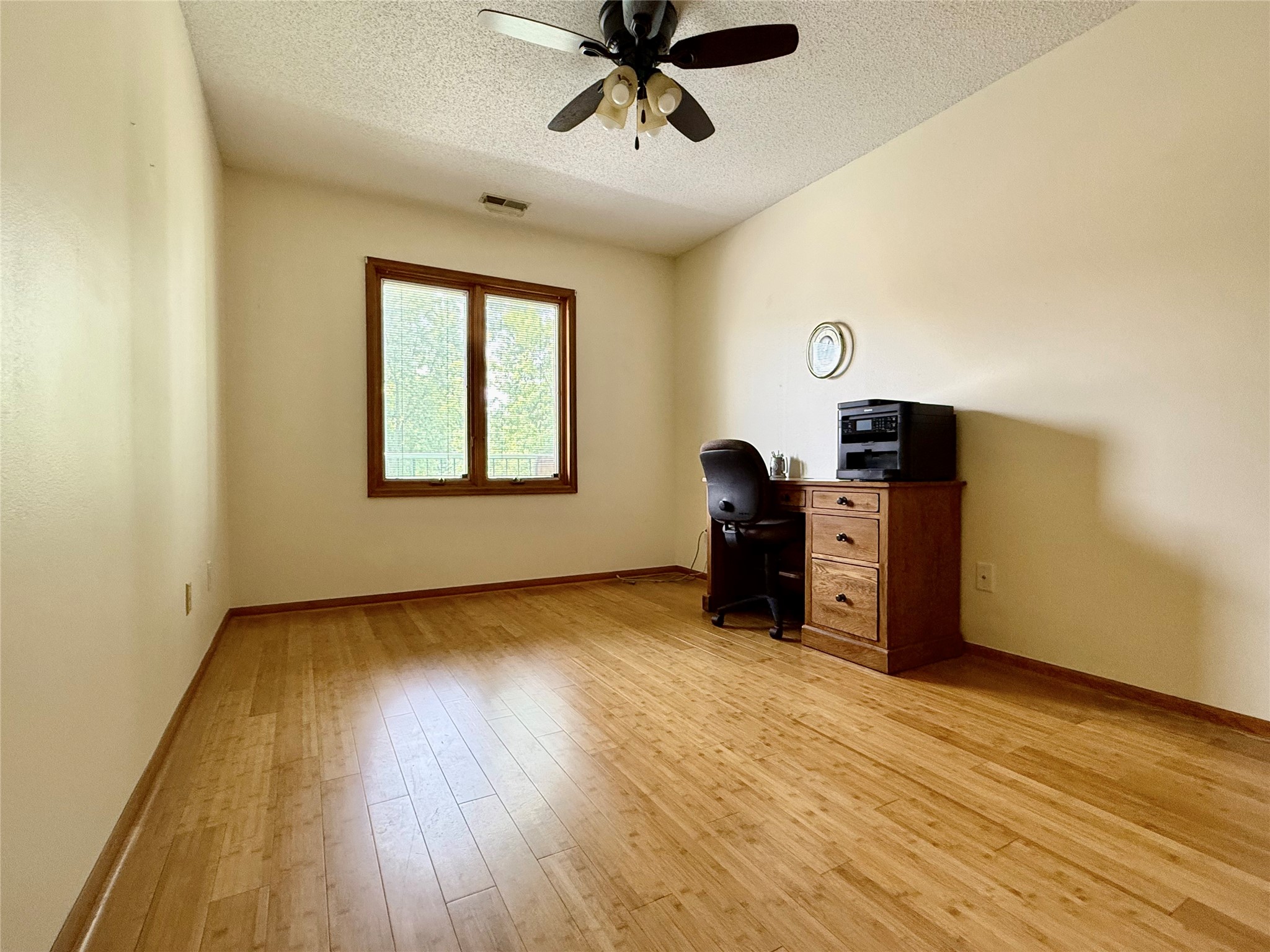 409 Se Delaware Avenue 211 Property Photo 13