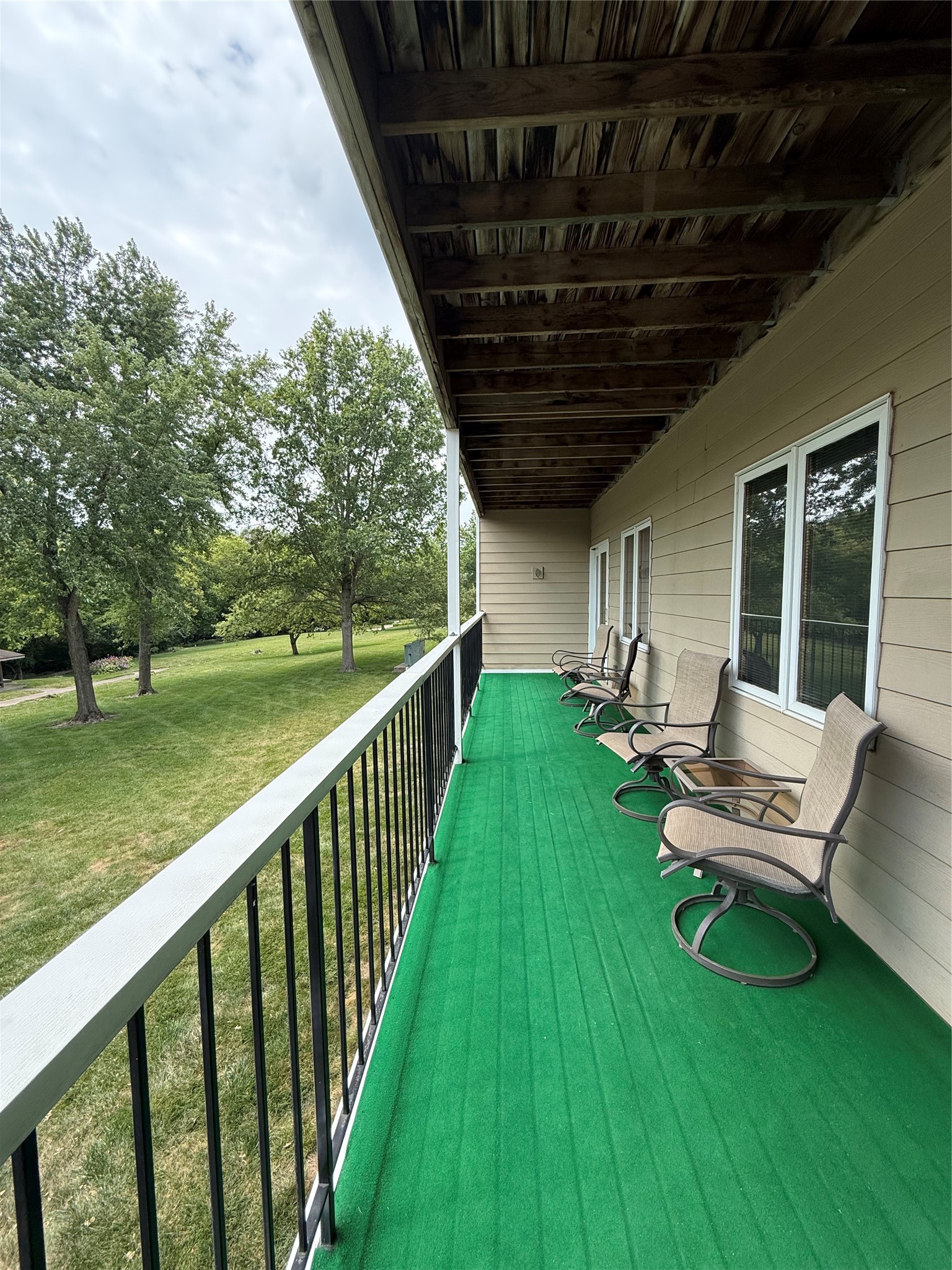 409 Se Delaware Avenue 211 Property Photo 15