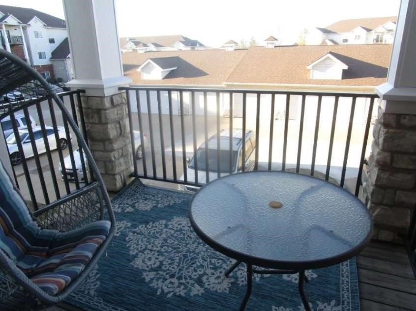 6255 Beechtree Drive 1204 Property Photo 3