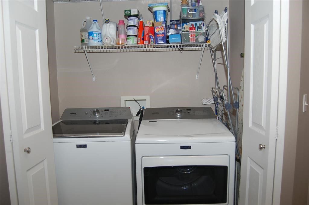 6255 Beechtree Drive 1204 Property Photo 14