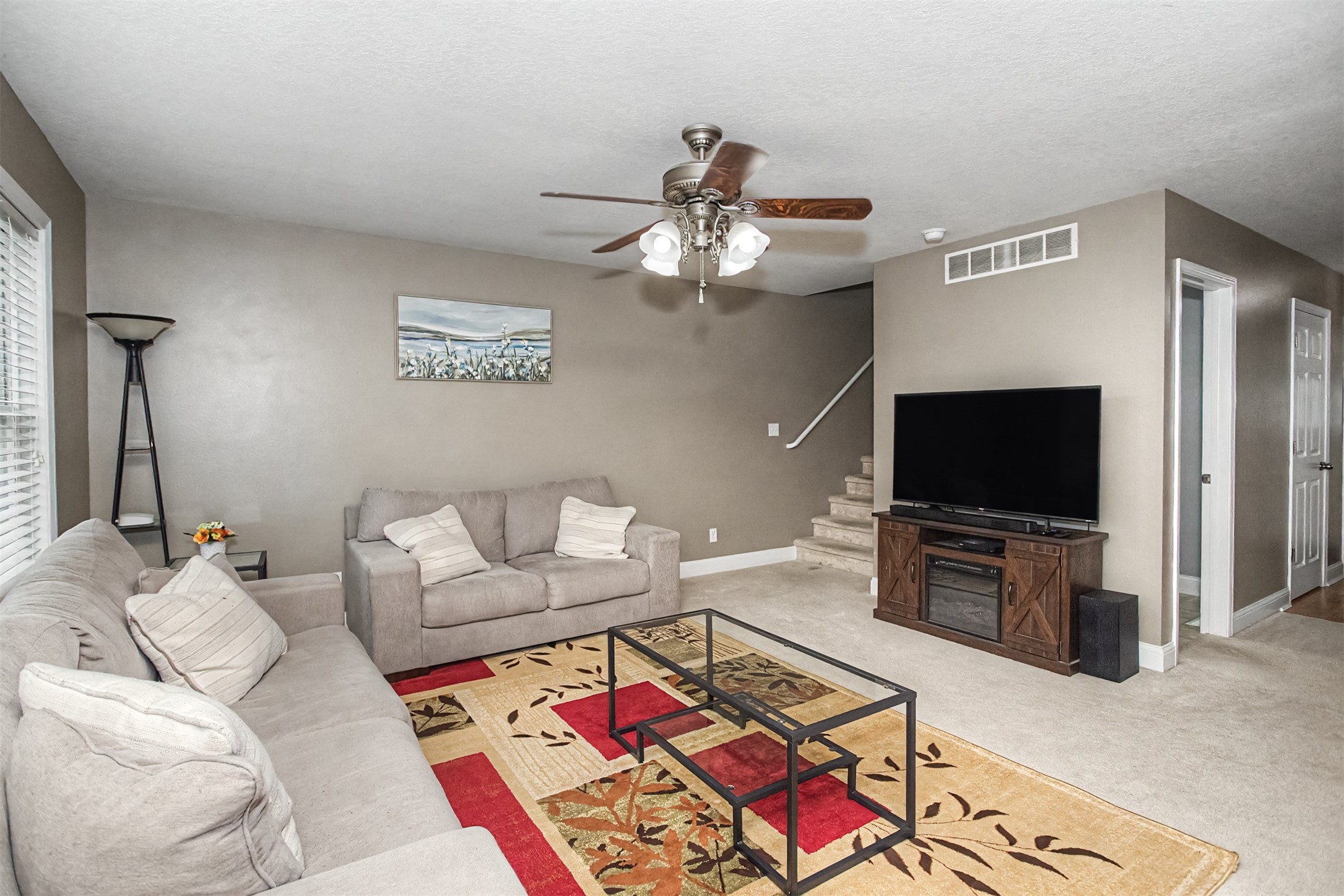 2517 Clayton Drive Property Photo 6