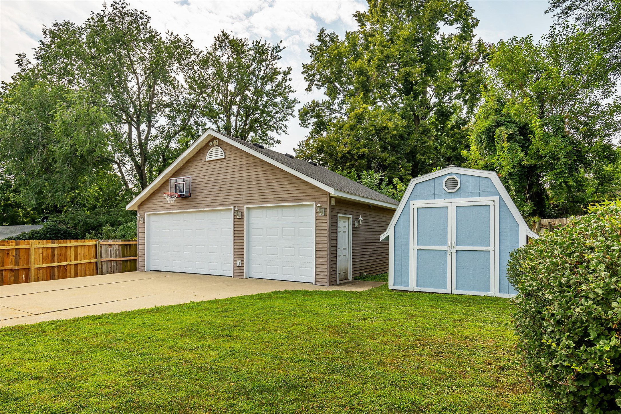 1700 57th Street Property Photo 2