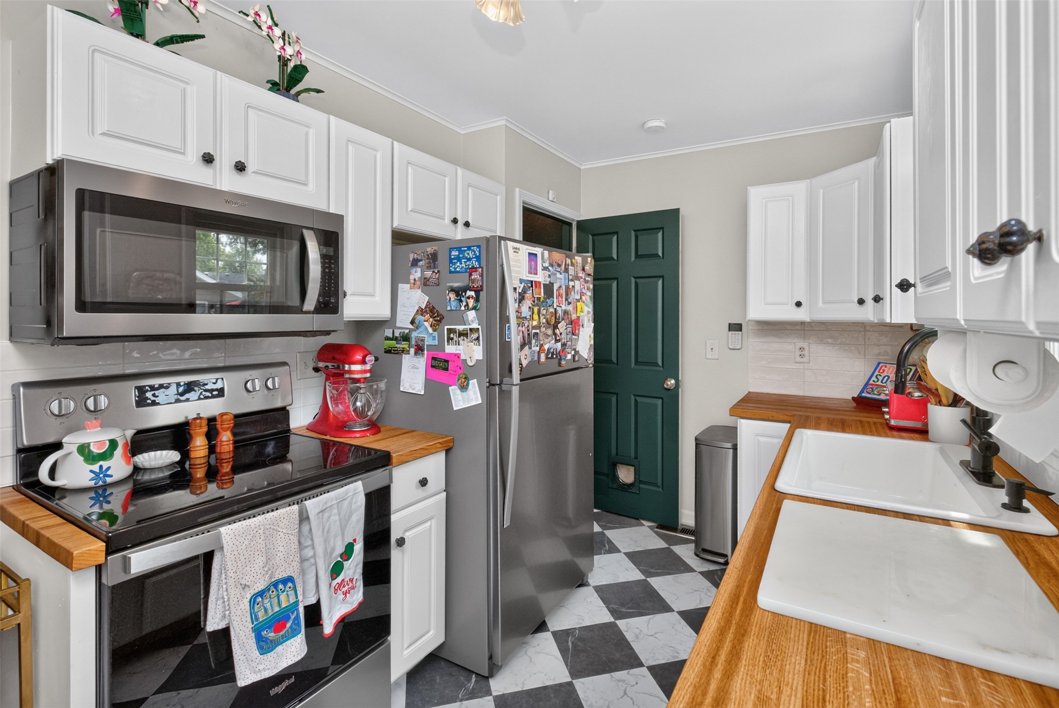 1700 57th Street Property Photo 10