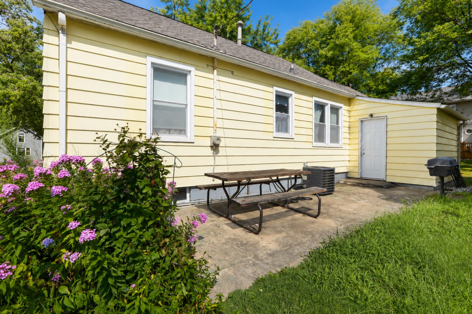 1916 6th Street Property Photo 17