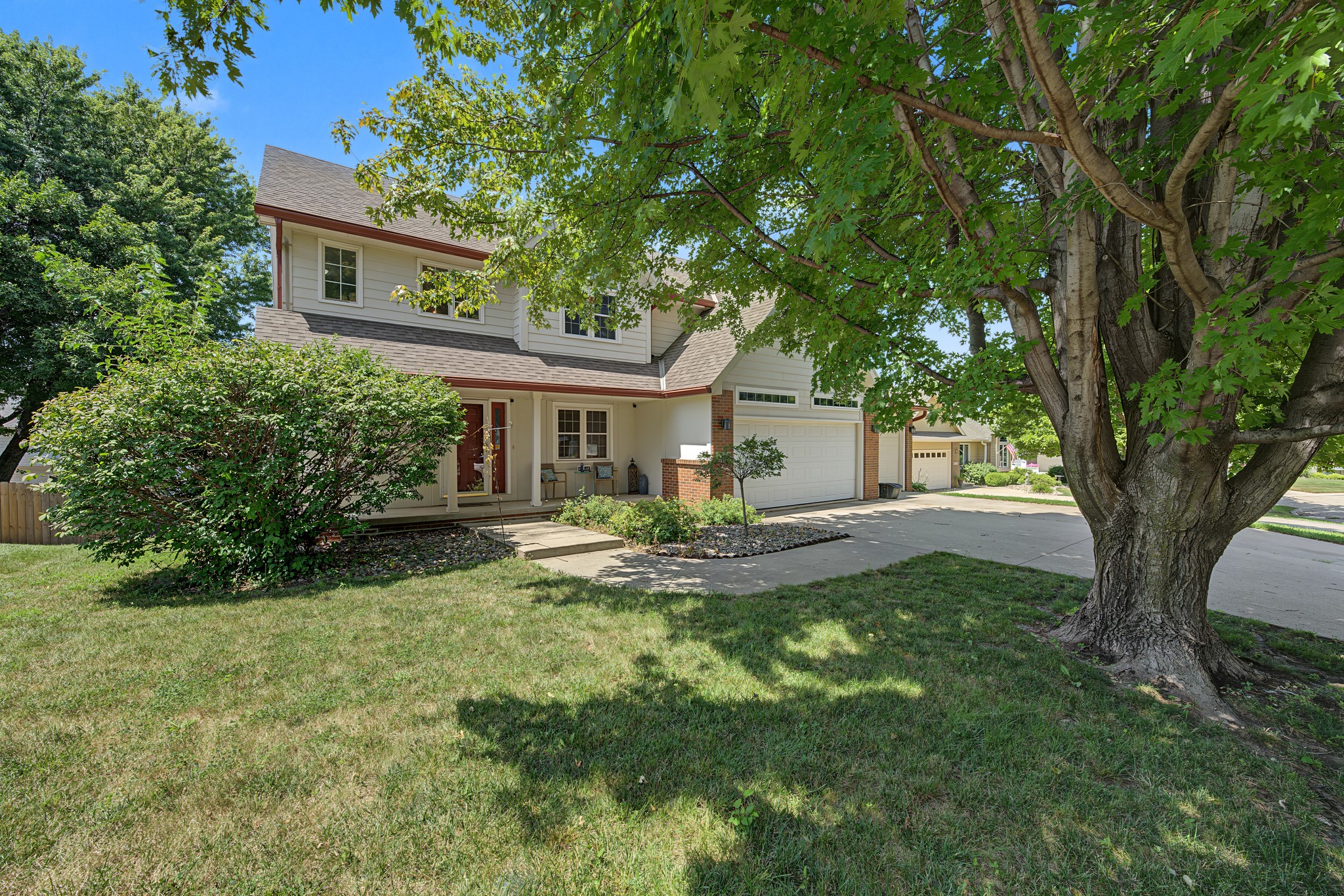 3700 Sw 34th Place Property Photo 3