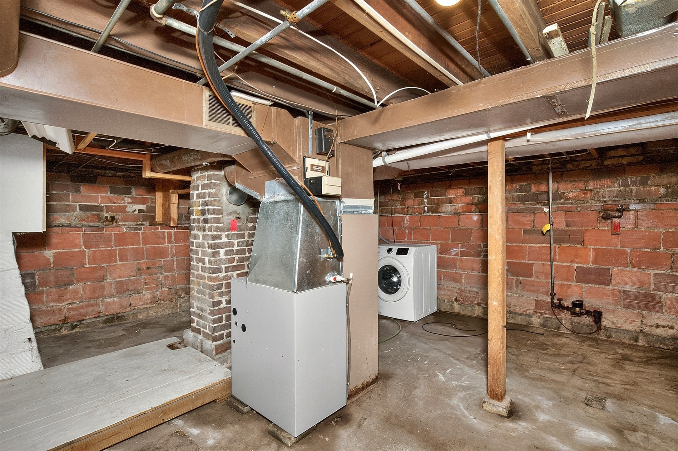 1532 Milton Avenue Property Photo 19