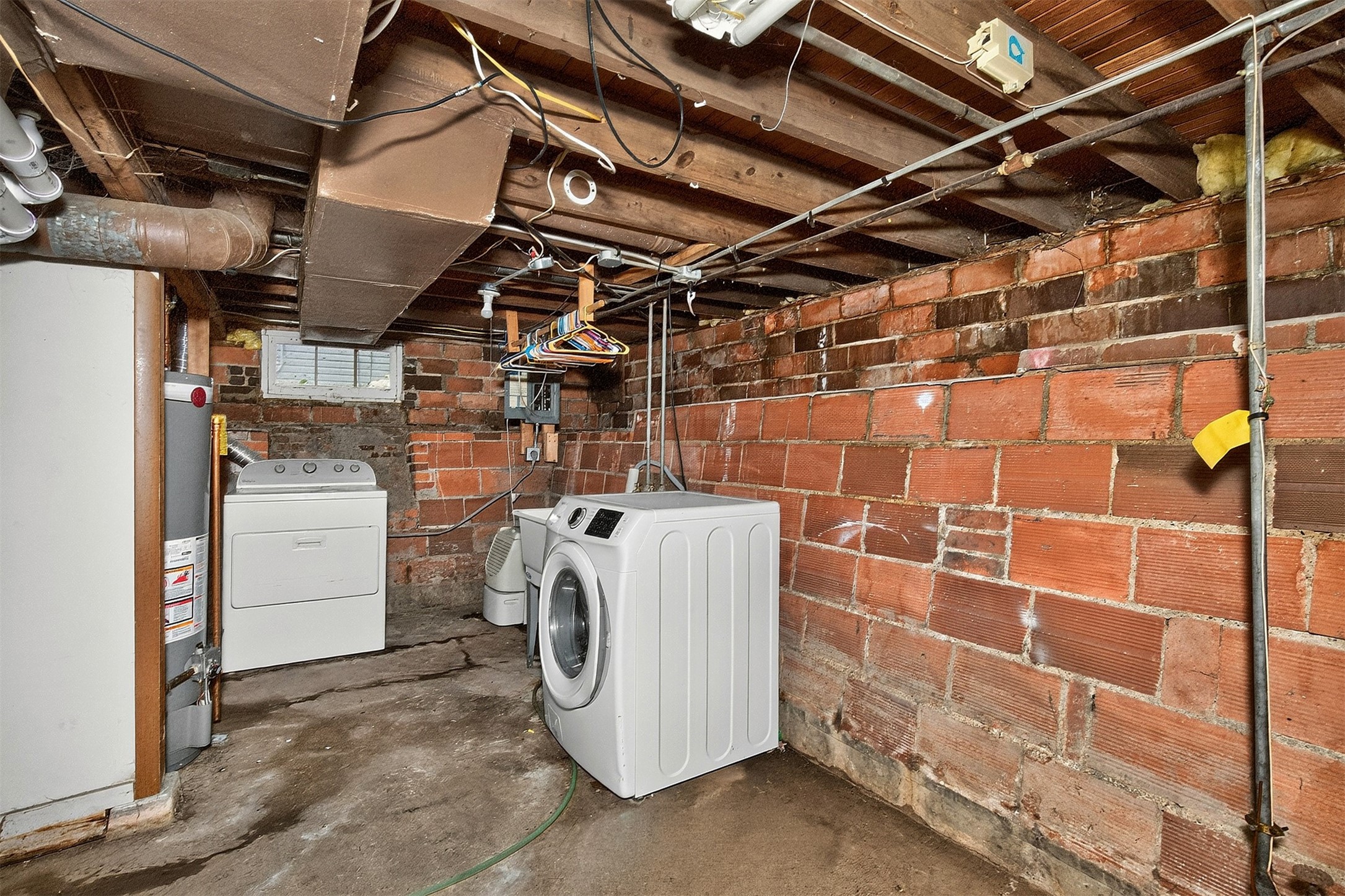 1532 Milton Avenue Property Photo 20