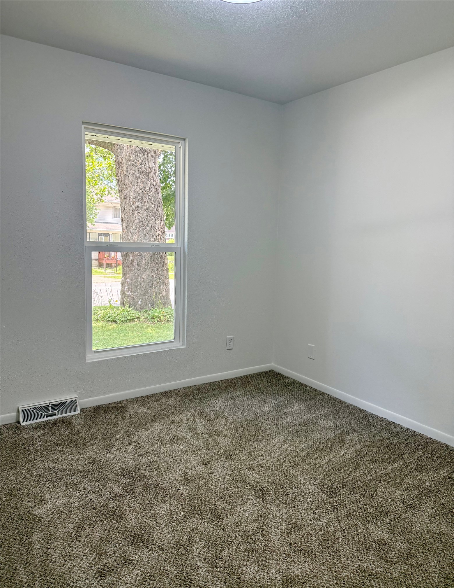 1154 19th Street Property Photo 13