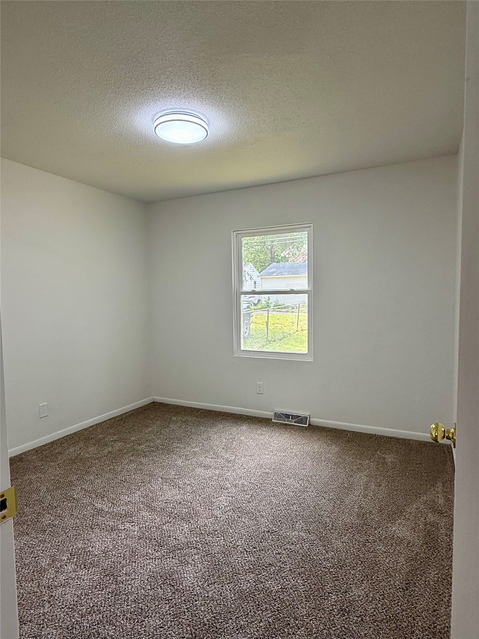 1154 19th Street Property Photo 15