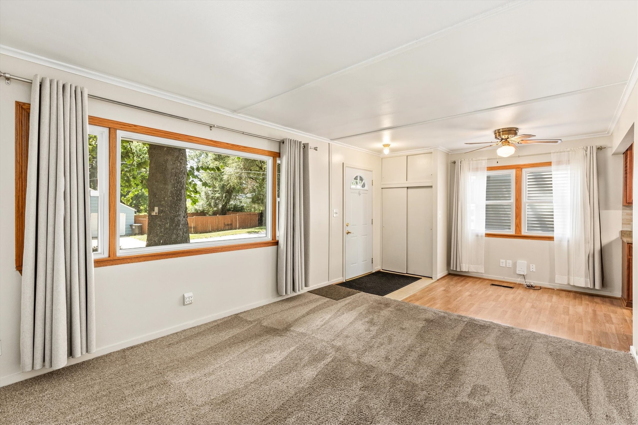 6105 Crown Lane Property Photo 4