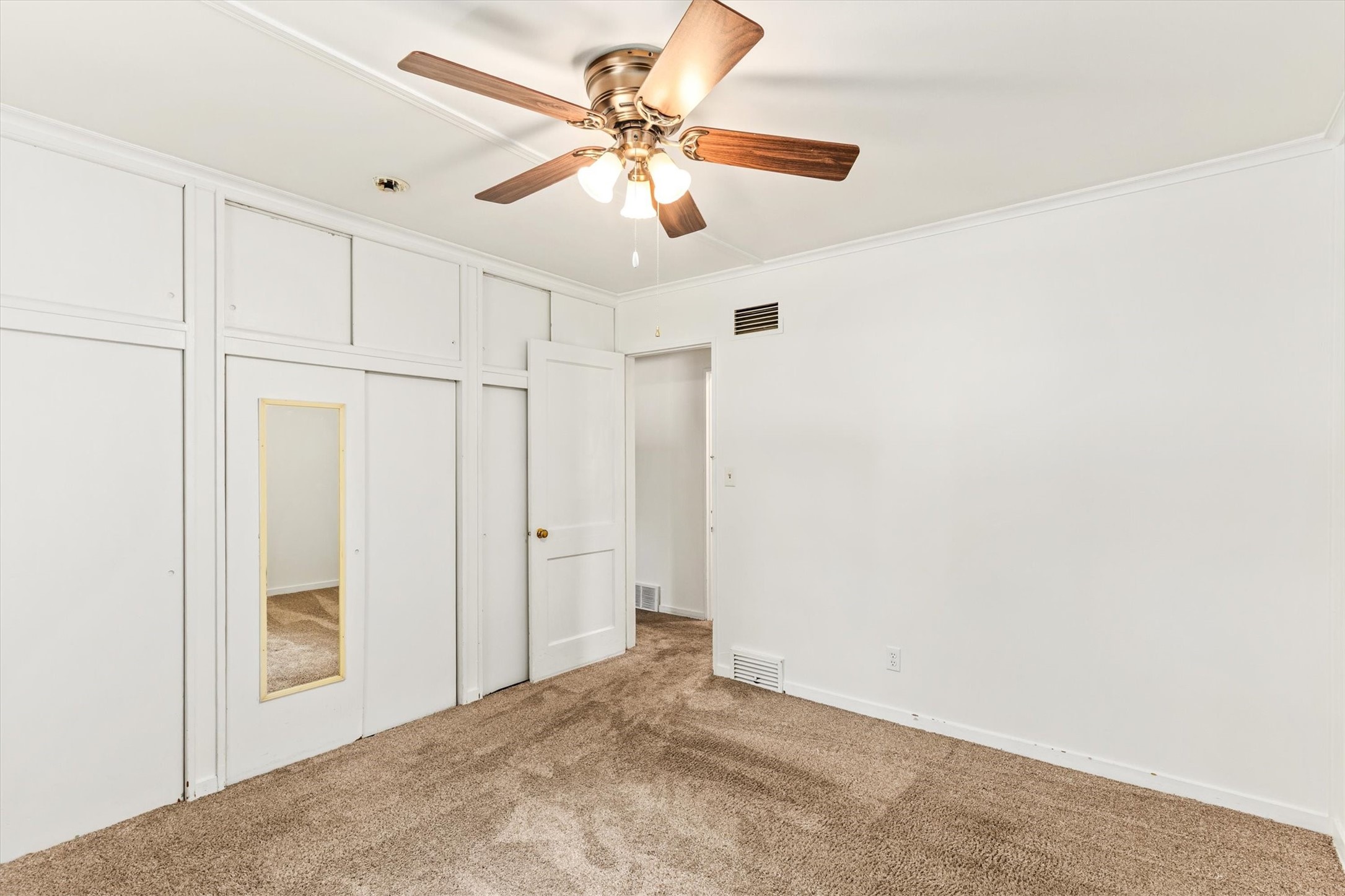 6105 Crown Lane Property Photo 16