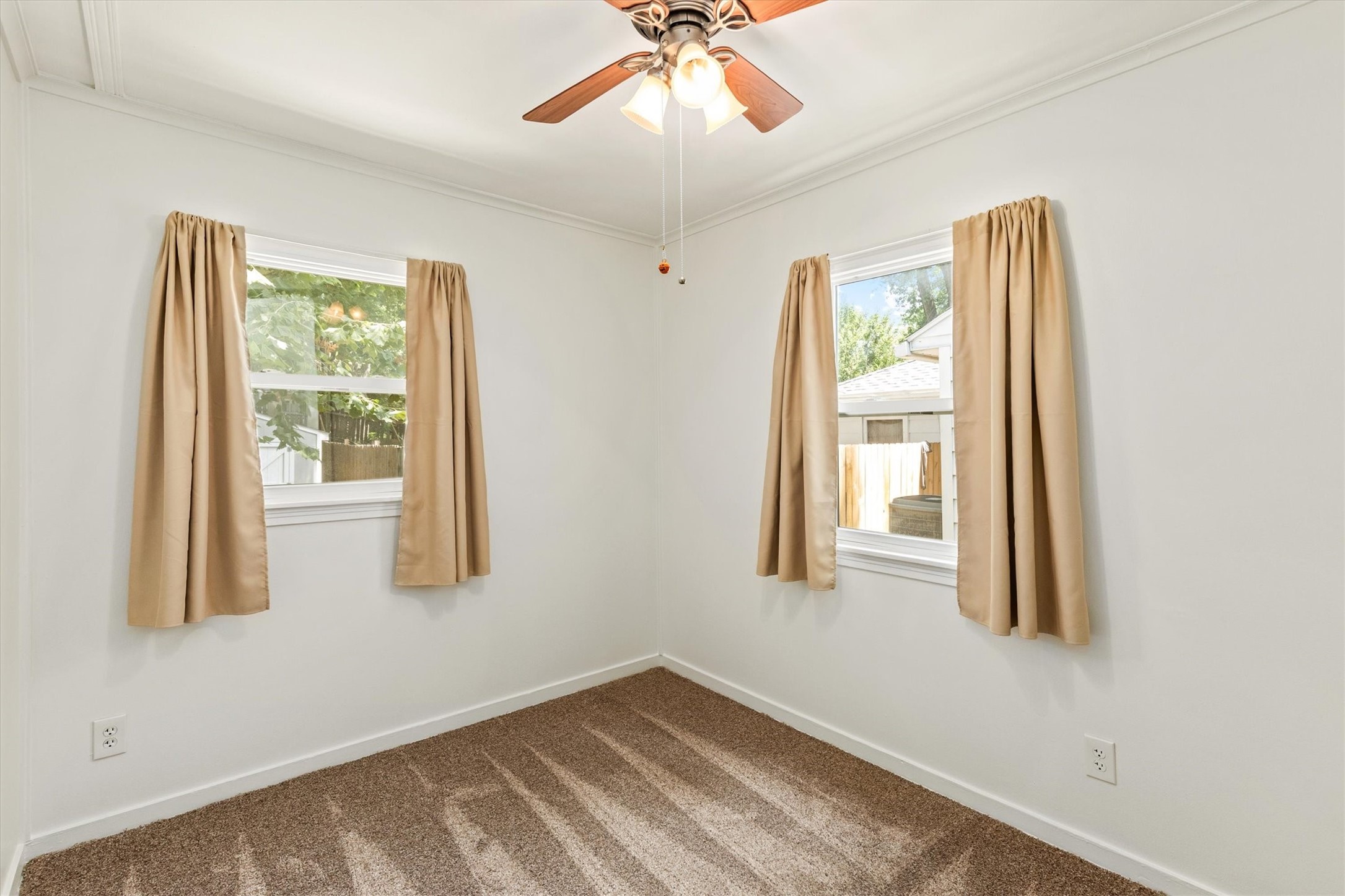 6105 Crown Lane Property Photo 17