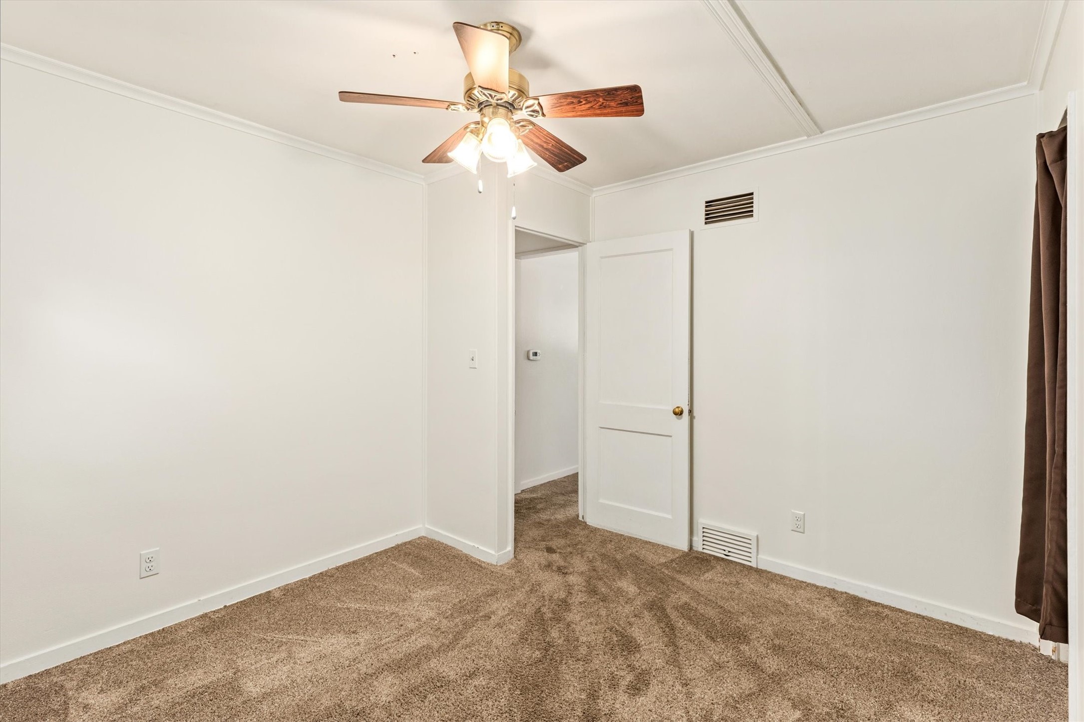 6105 Crown Lane Property Photo 20