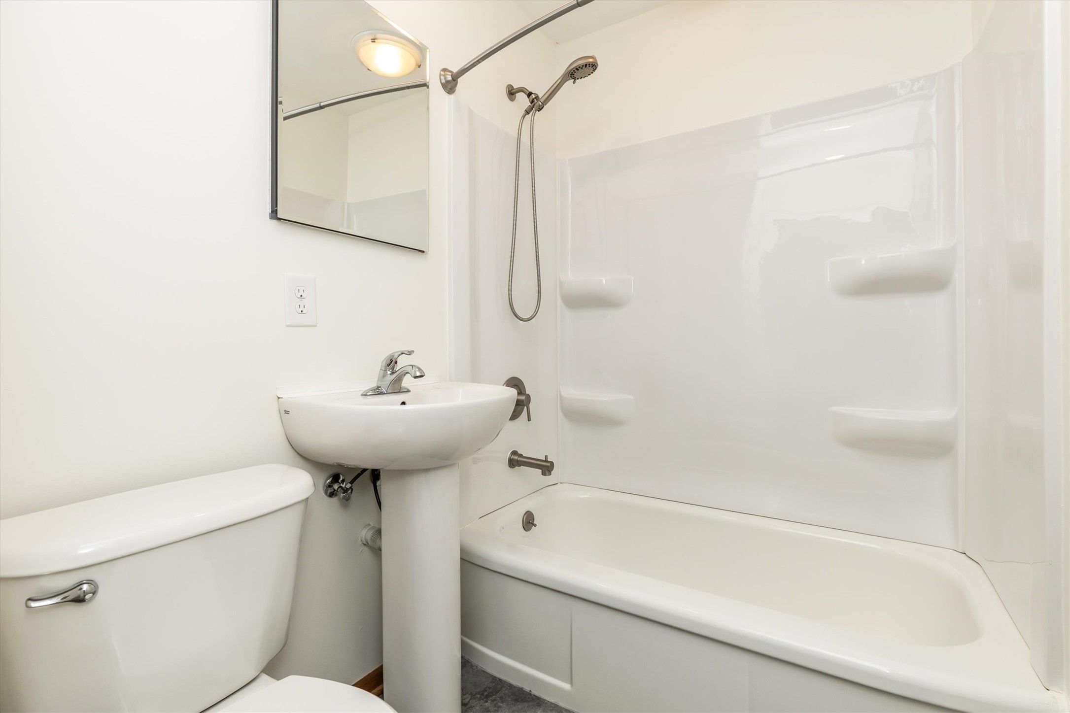 6105 Crown Lane Property Photo 21