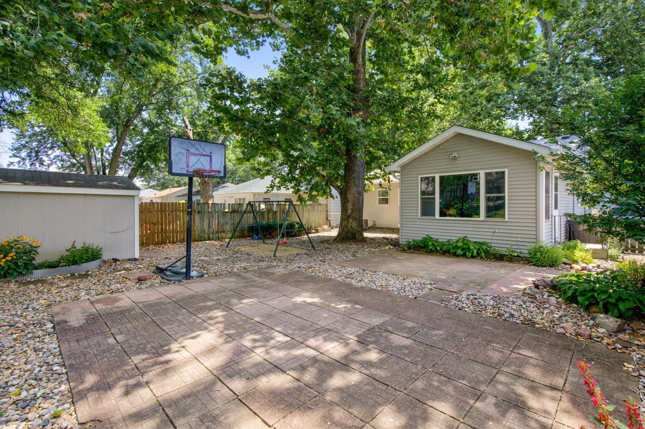 6105 Crown Lane Property Photo 30
