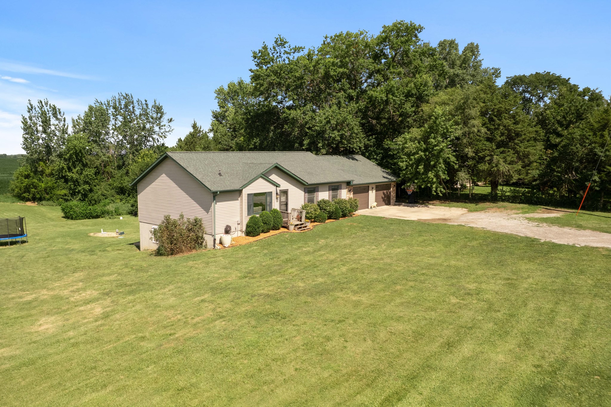 985 Highway 14 None Property Photo 2